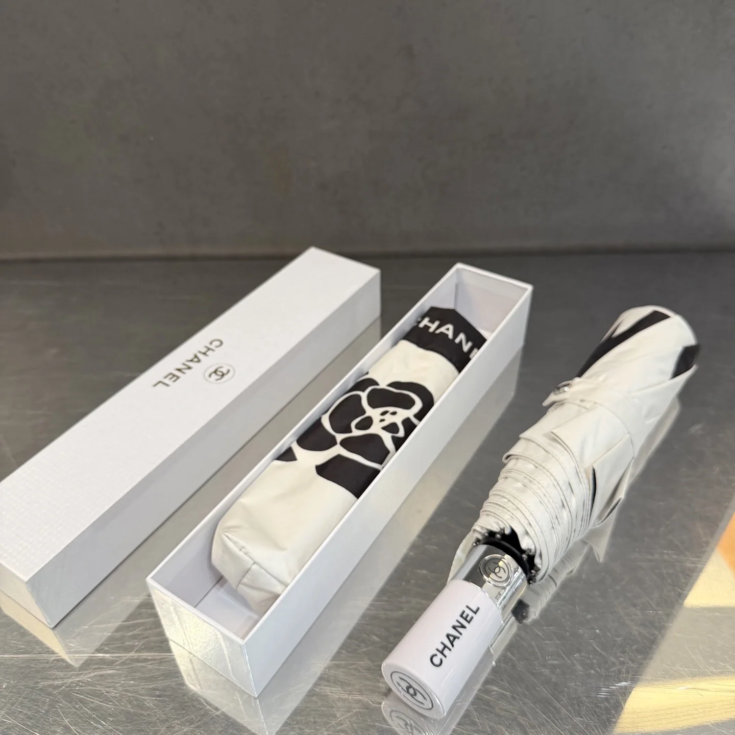 샤넬 우산 85283 Chanel Umbrella 상세 이미지 3