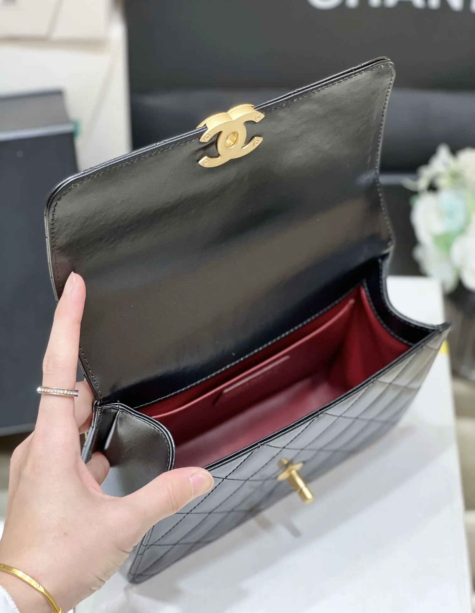 샤넬 메티에 다르 더블 골드 비즈 중형 가방 AP2649 상세 이미지 5