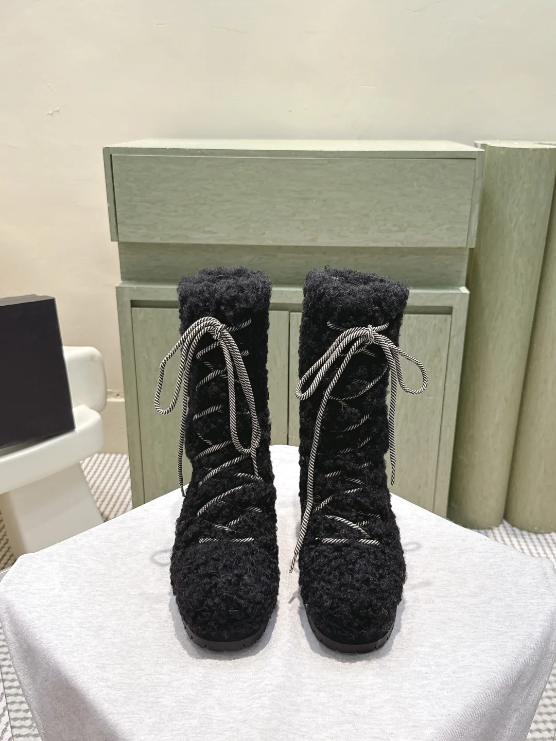 샤넬 퍼 램울 부츠 151632