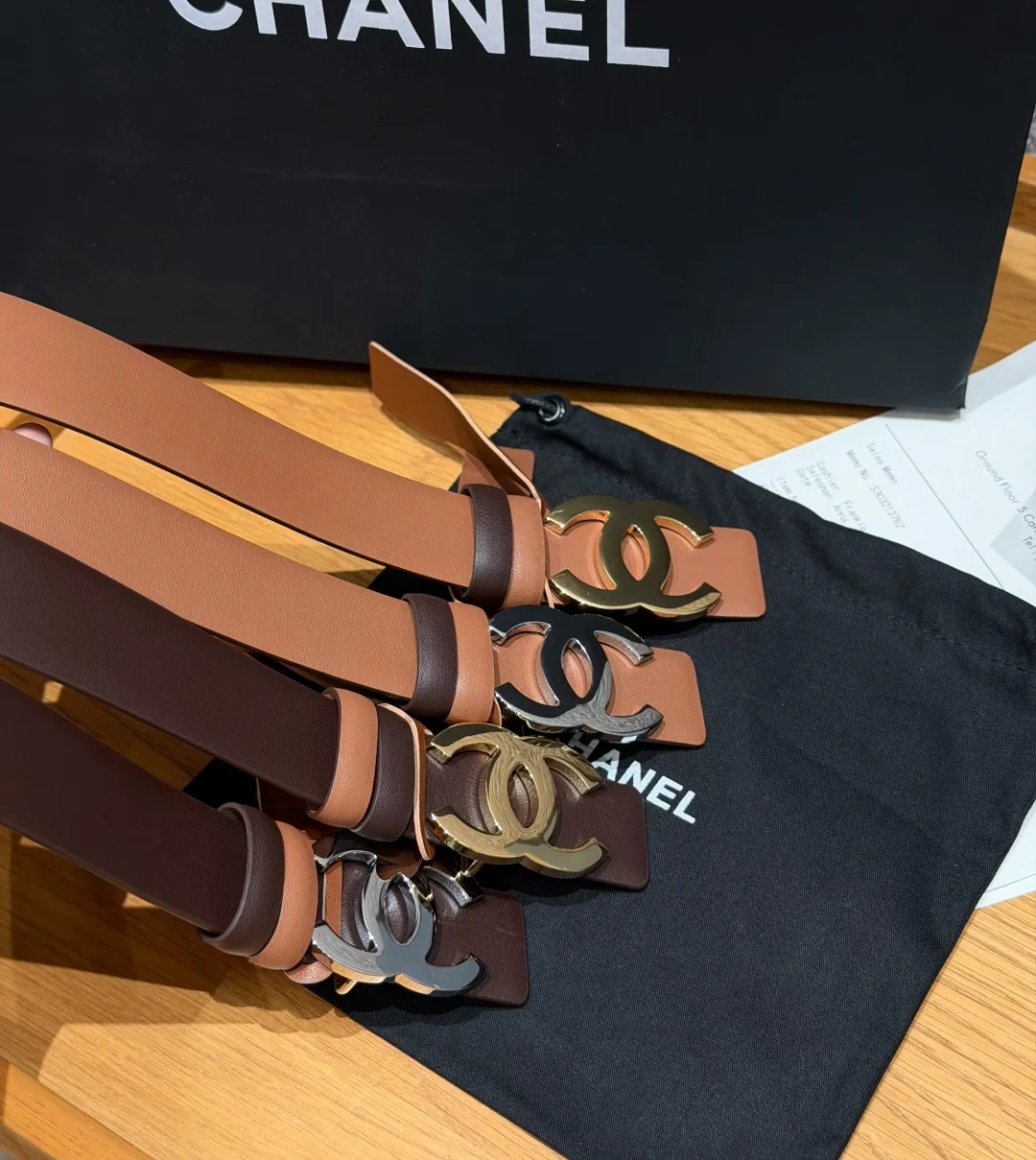 샤넬 리버시블 카프스킨 더블 C 버클 벨트 상세 이미지 3