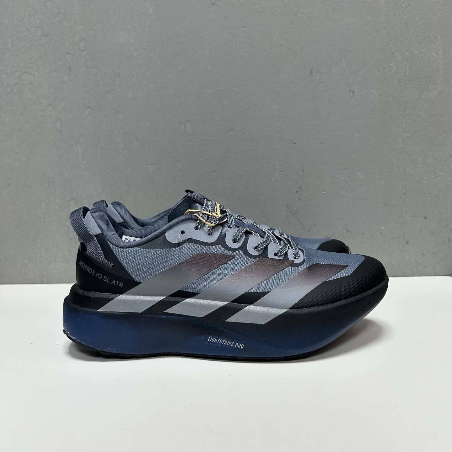 아디다스 신발 157701 Adidas Sneakers