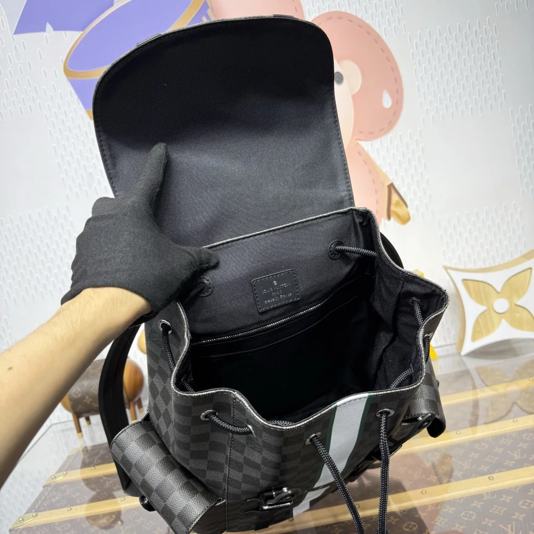 루이비통 크리스토퍼 미디엄 백팩 상세 이미지 9