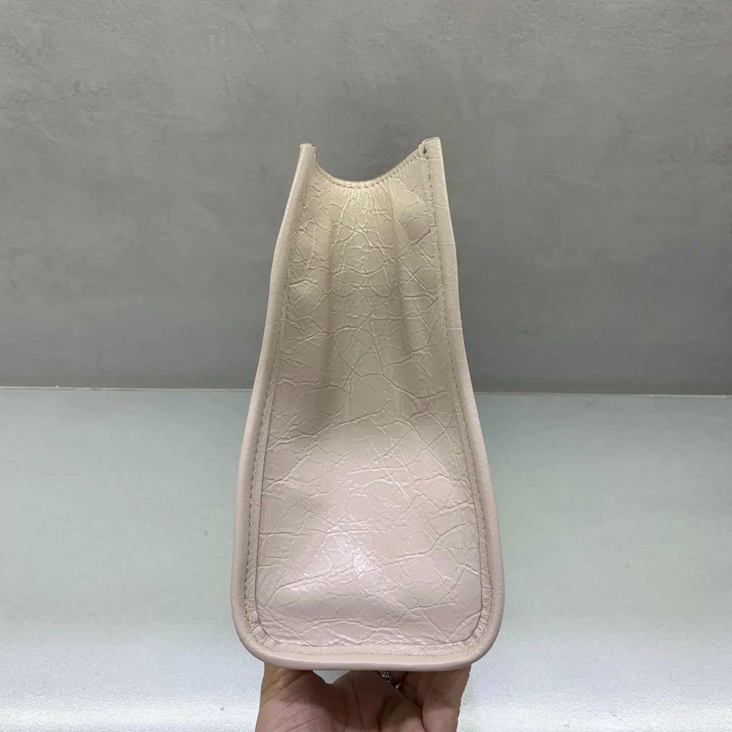 발렌시아가 파리 르 시티 버티컬 토트백 상세 이미지 3