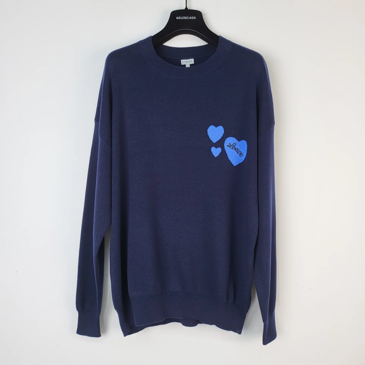 로에베 하트형 남성 니트 23FW
