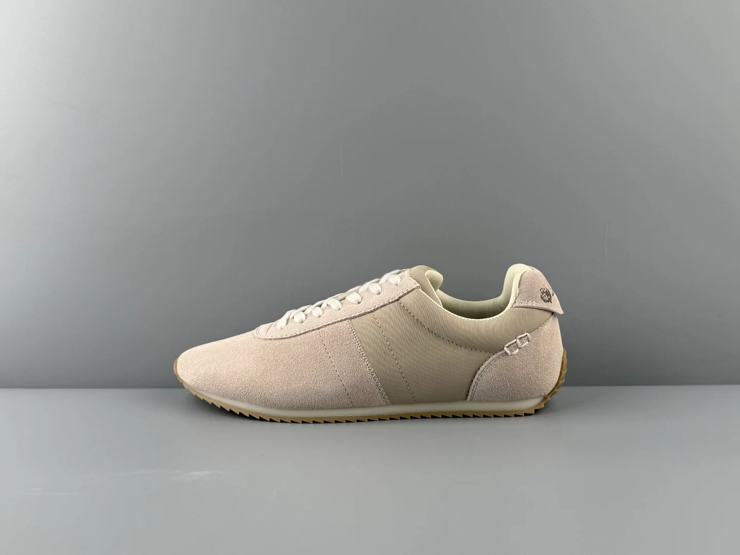 로로피아나 패스트워크 라운드토 레이스업 로우컷 스니커즈 149239
