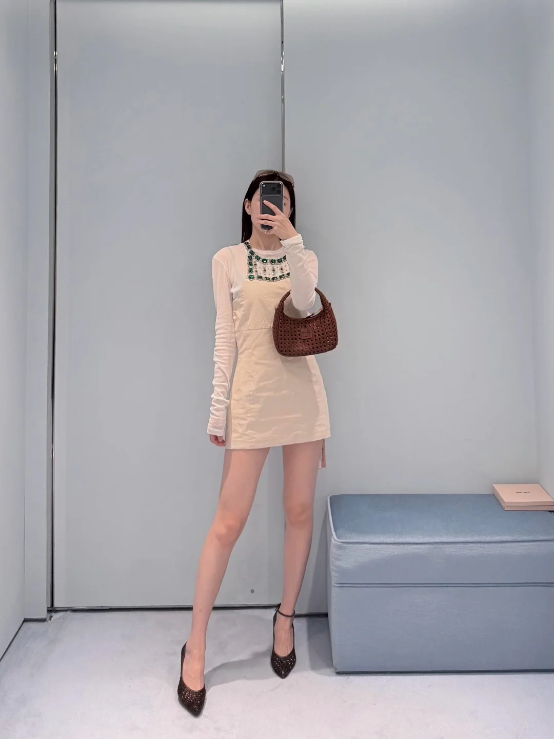 미우미우 라인스톤 장식 홀터넥 면 원피스 상세 이미지 5