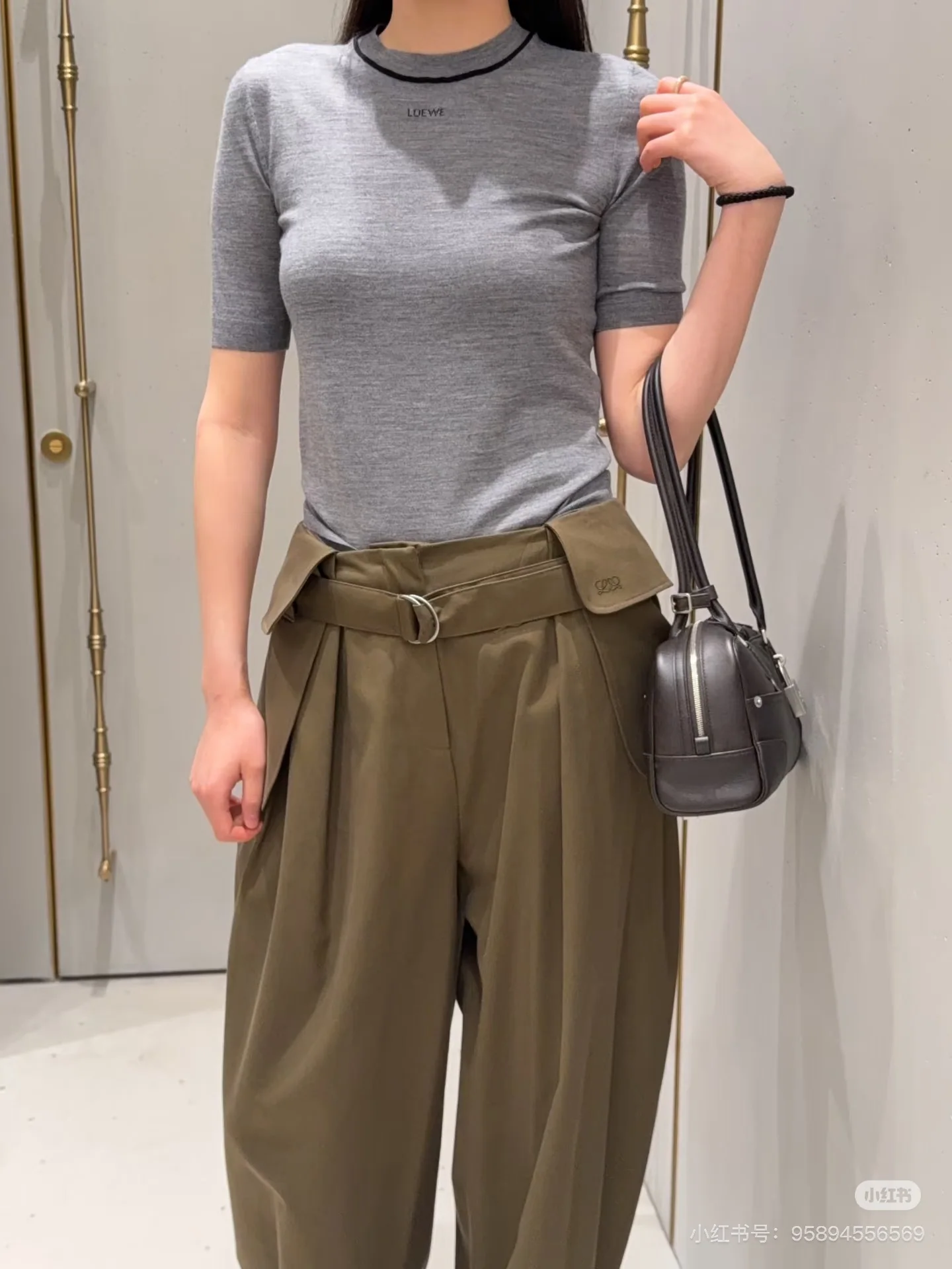 로에베 뉴스타일 수트 팬츠 여성 바지 상세 이미지 1
