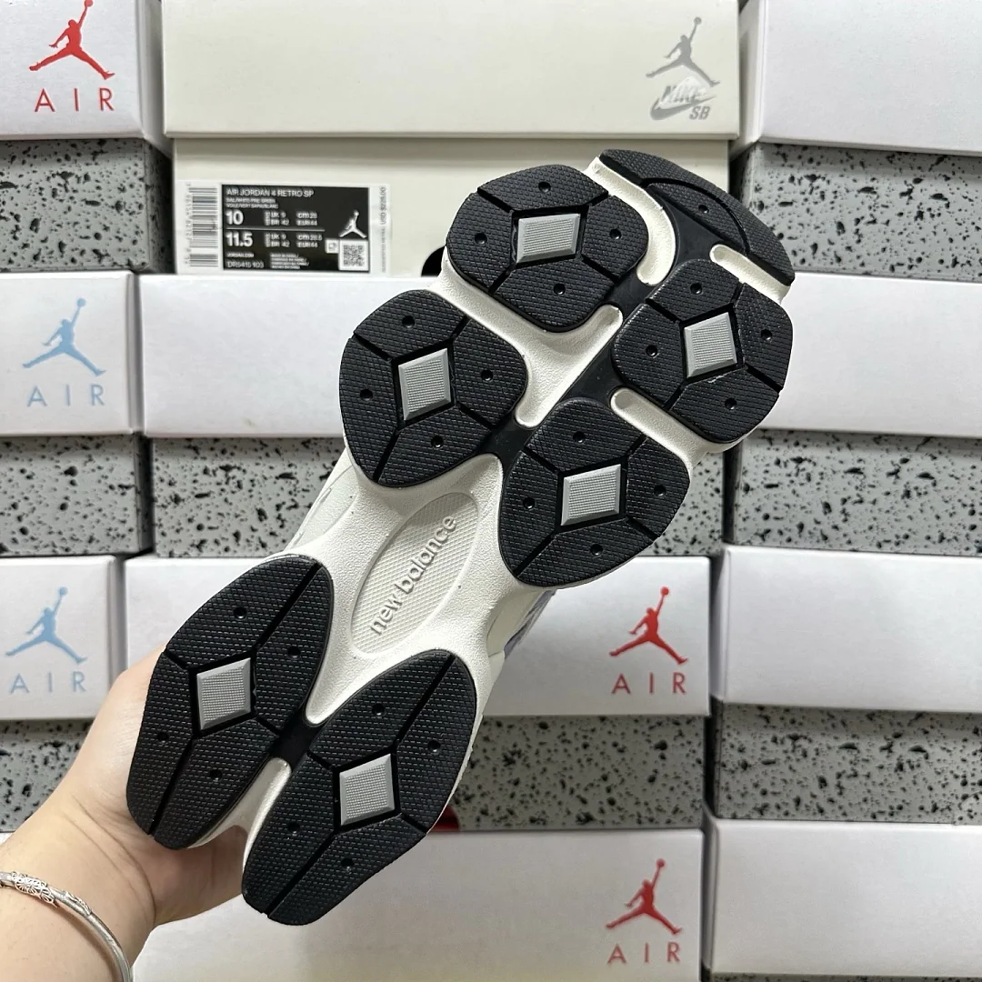 뉴발란스 [C] 9060 U9060JBA 202185 New Balance 9060 상세 이미지 9