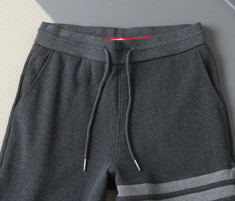 톰브라운 와플 소재 남성 반바지 상세 이미지 2