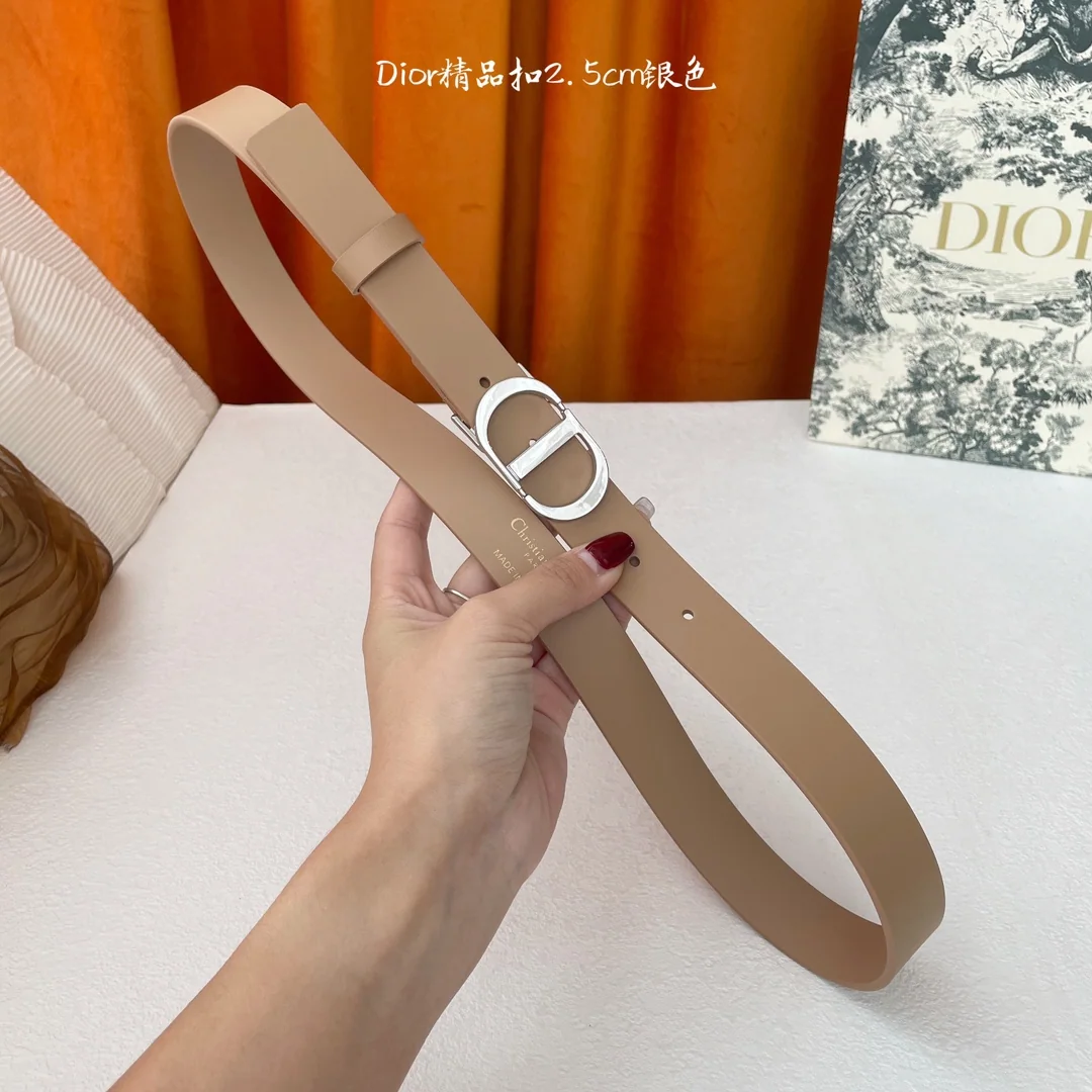 디올 카프스킨 골드 CD 버클 벨트 상세 이미지 6