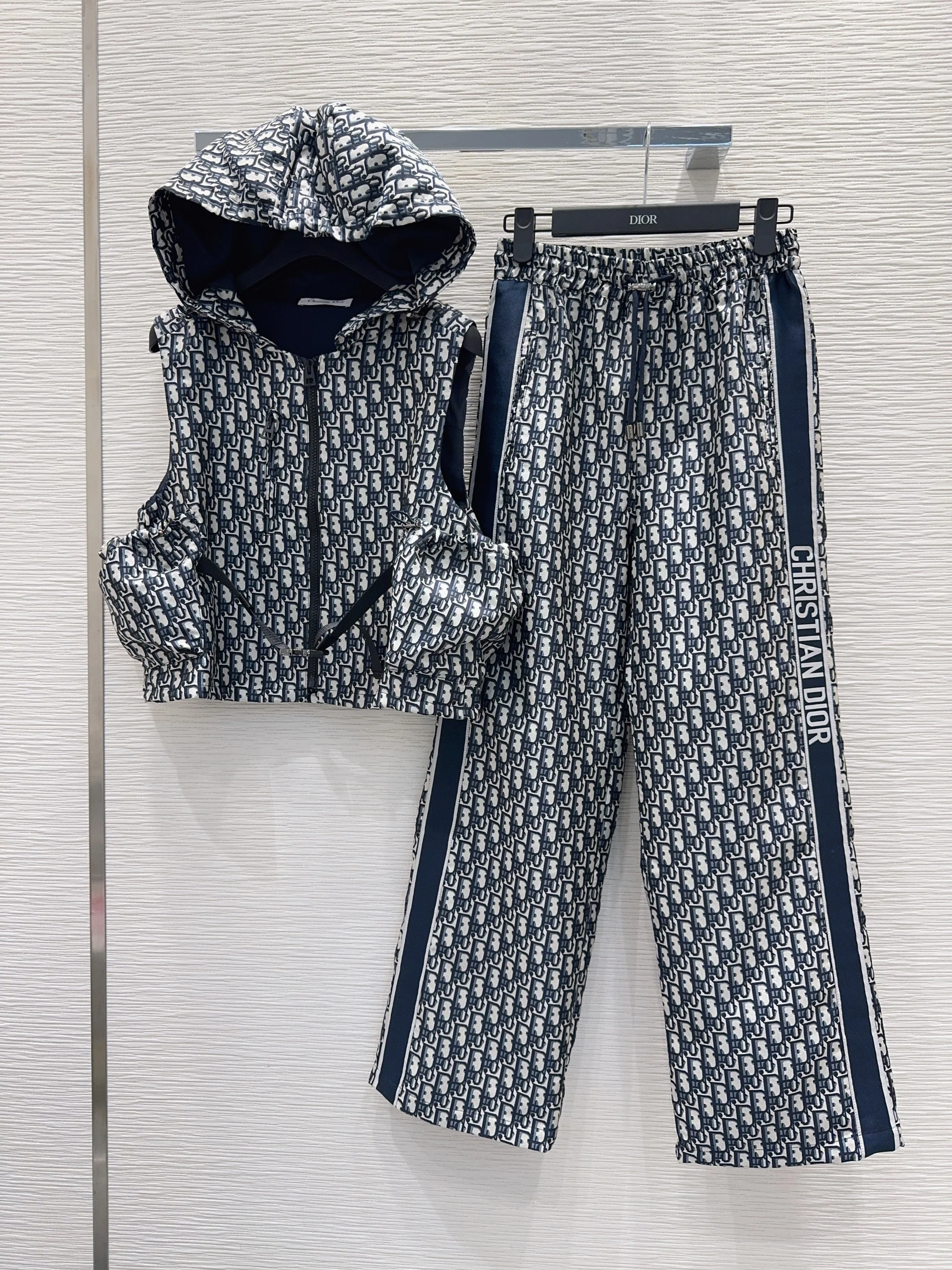 디올 2026 SS 여성 바지 92686 Dior Pants 상세 이미지 18