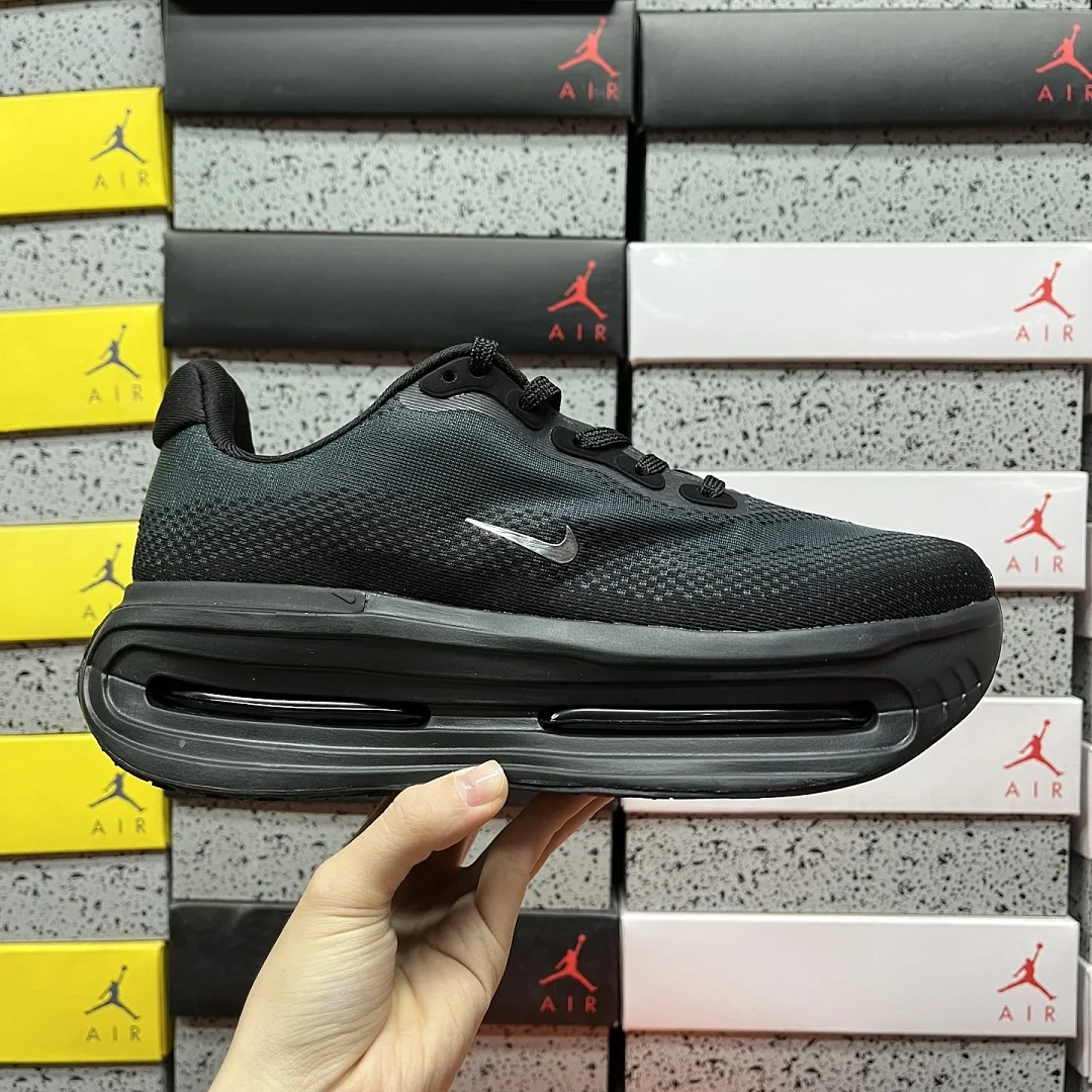 나이키 [CG] 보메로 프리미엄 IQ0627-001 201999 Nike Vomero Premium Black Mini Chrome Swoosh 상세 이미지 5