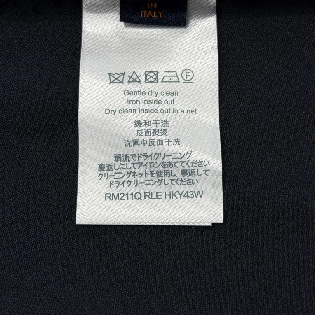 루이비통 LV 로고 자수 후드 나일론 남성 자켓 상세 이미지 9