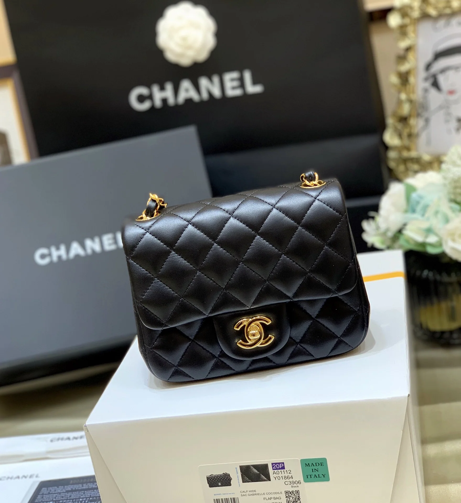 샤넬 카본파이버 클래식 플랩 백 A92993 상세 이미지 3