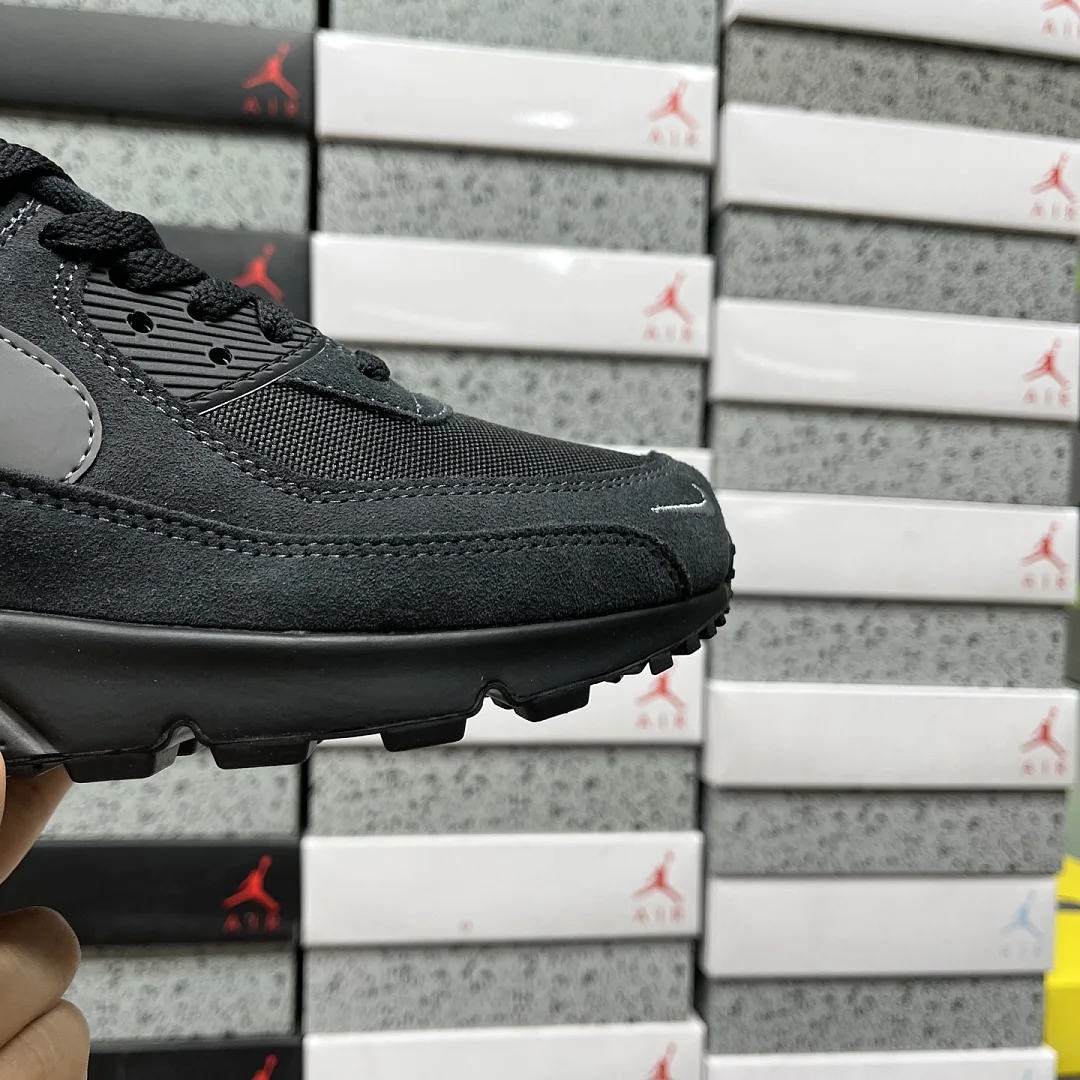 나이키 [XY] 에어 맥스 90 DO6706-010 201519 Nike Air Max 90 Black Metallic Cool Grey 상세 이미지 4