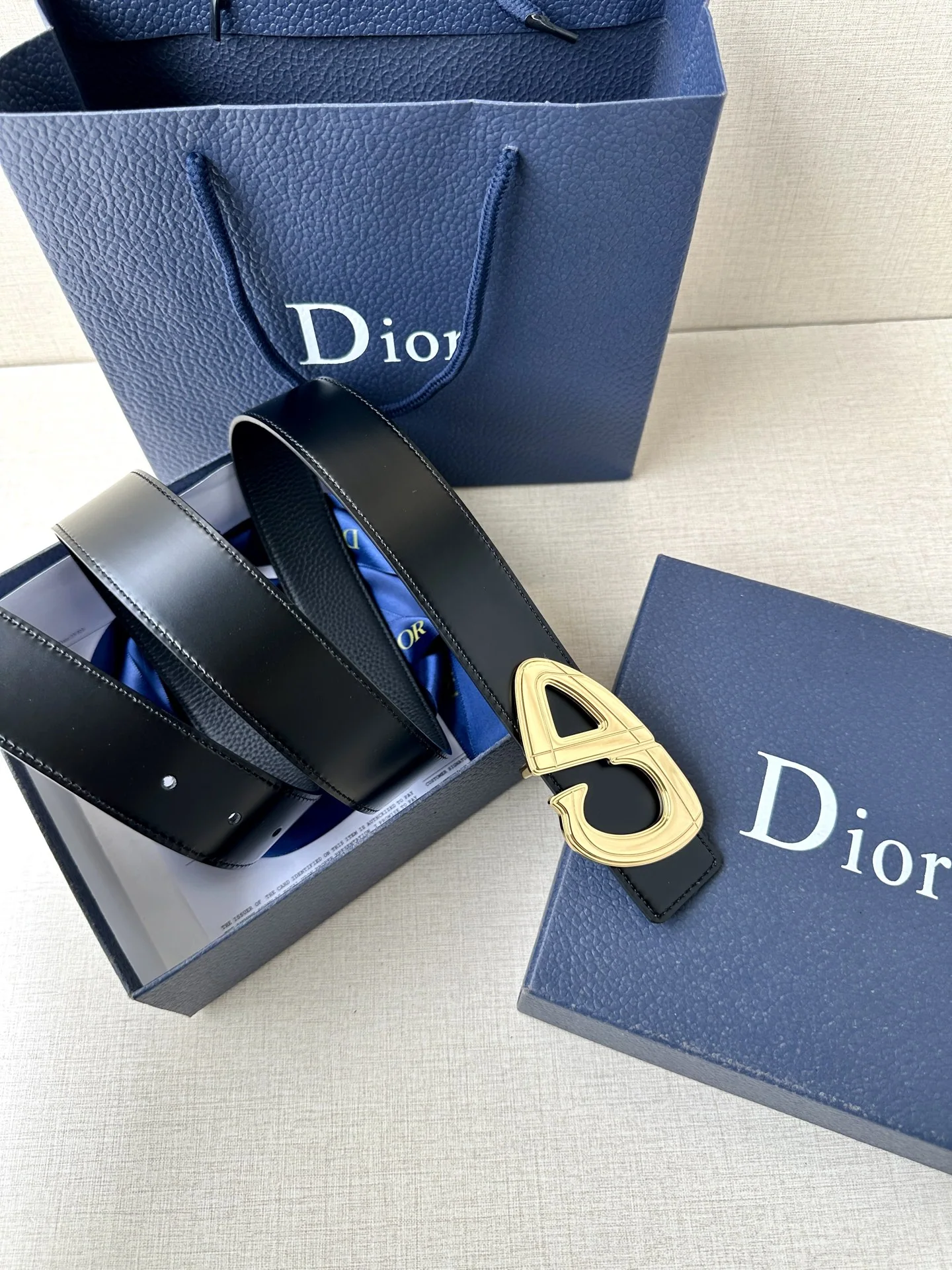 디올 CD 30 로고 블랙 매트 벨트 상세 이미지 4
