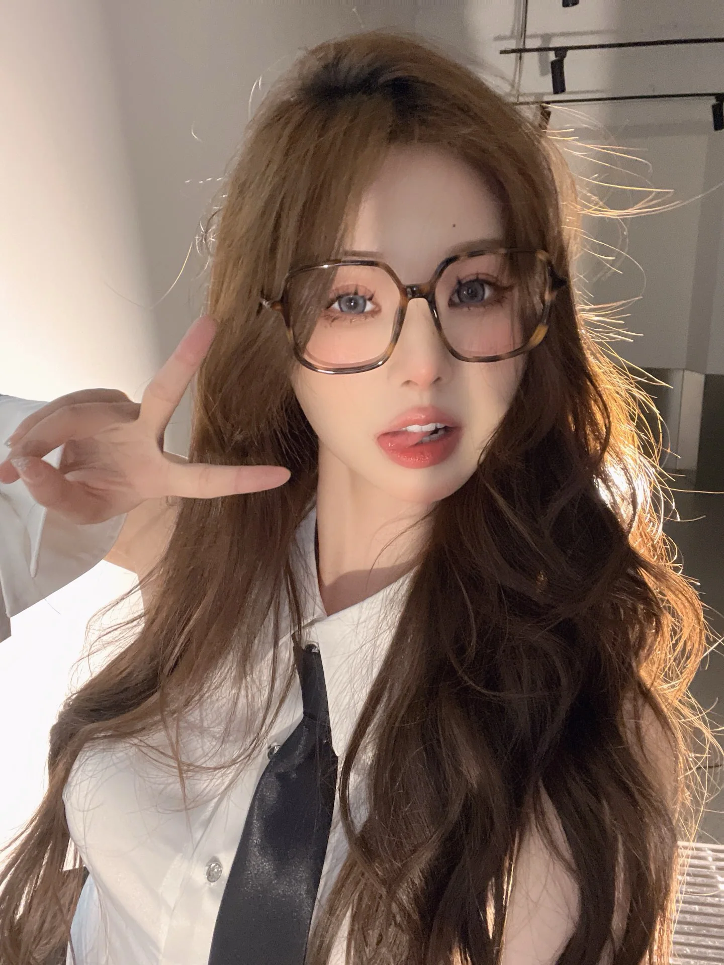 디올 미니 씨디 오 선글라스 상세 이미지 4