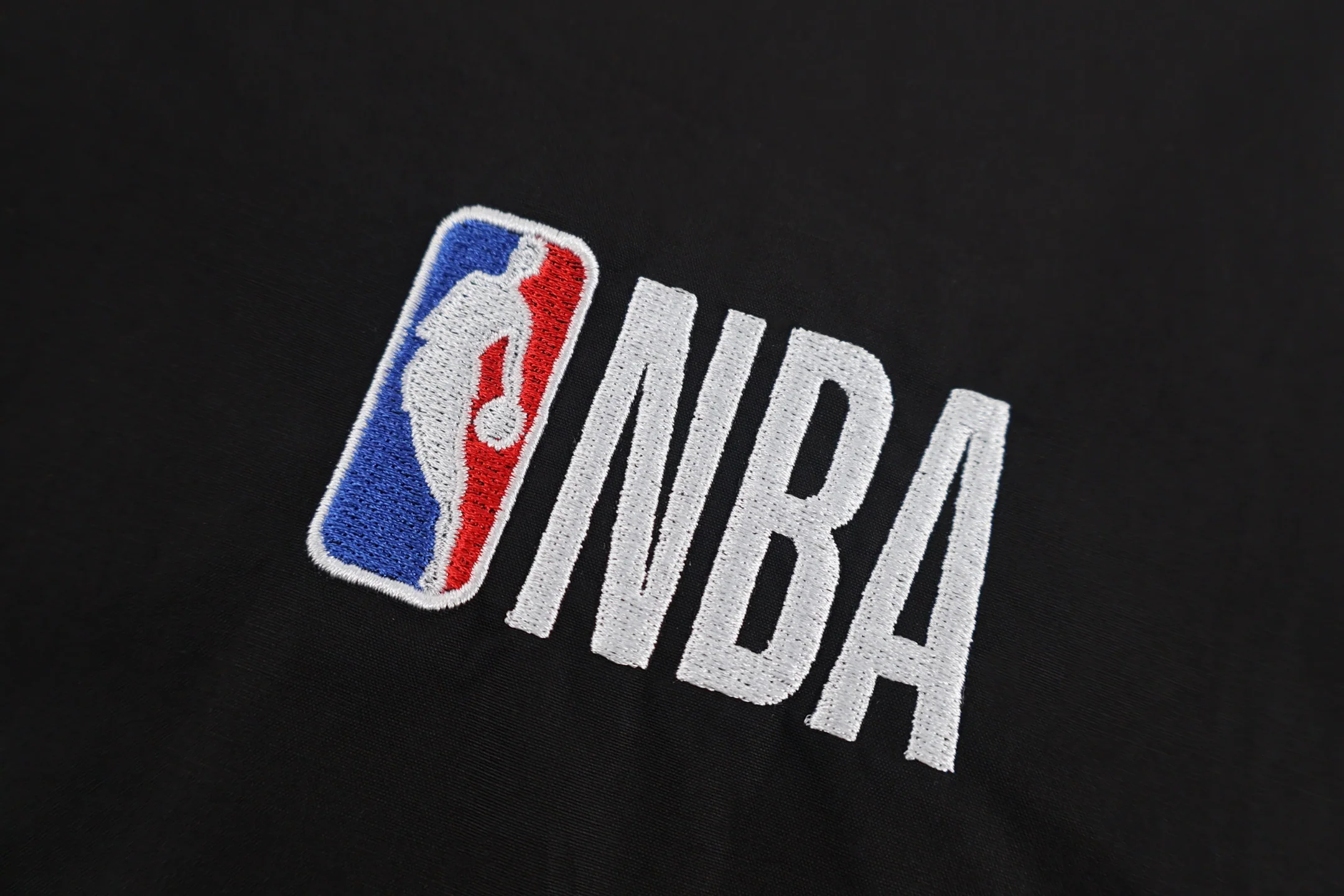 발렌시아가 NBA 콜라보 반팔 남성 티셔츠 상세 이미지 3