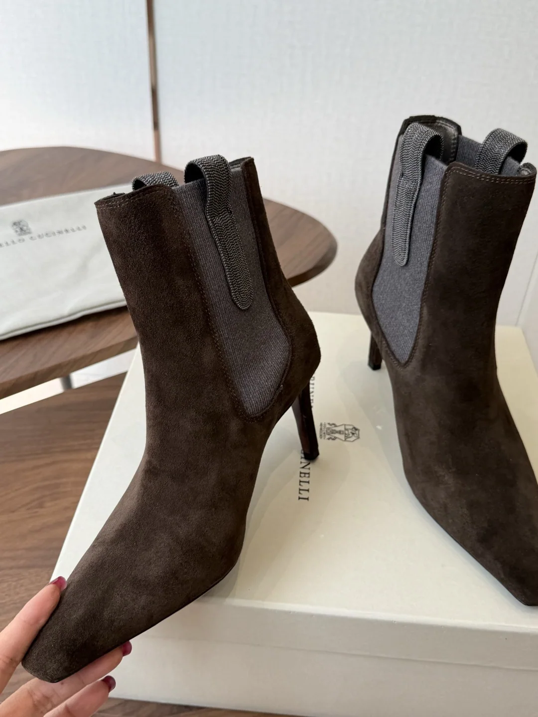 브루넬로쿠치넬리 다이아몬드 장식 스틸레토 힐 미드카프 부츠 상세 이미지 5