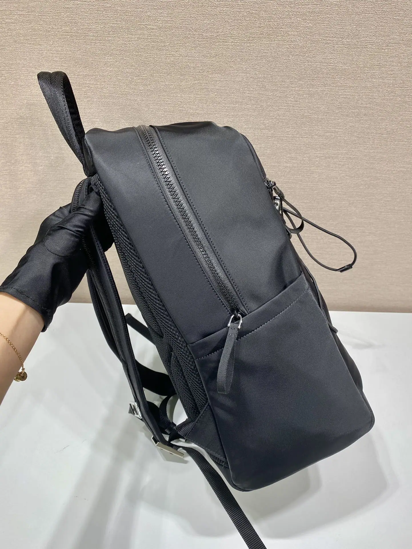 프라다 나일론 백팩 2VZ085 상세 이미지 5
