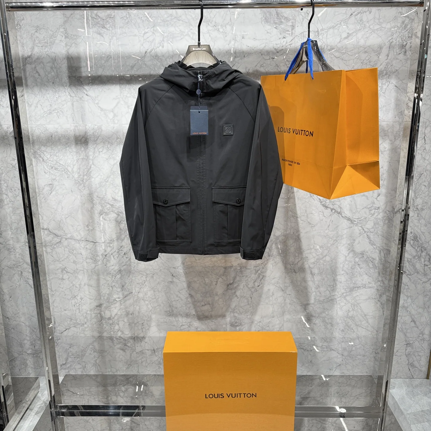루이비통 26 SS 후드 자켓 19409 Louis Vuitton 상세 이미지 2