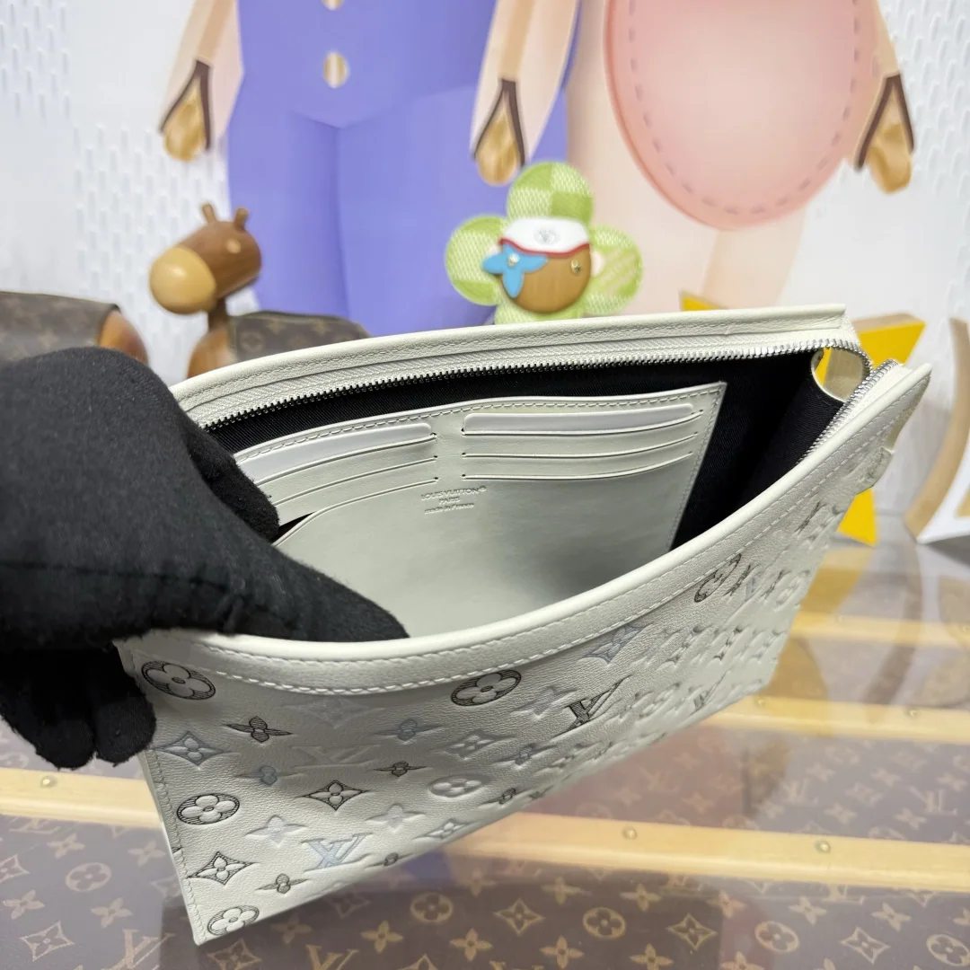 루이비통 포쉐트 보야주 미디엄 클러치 가방 M61692 상세 이미지 9