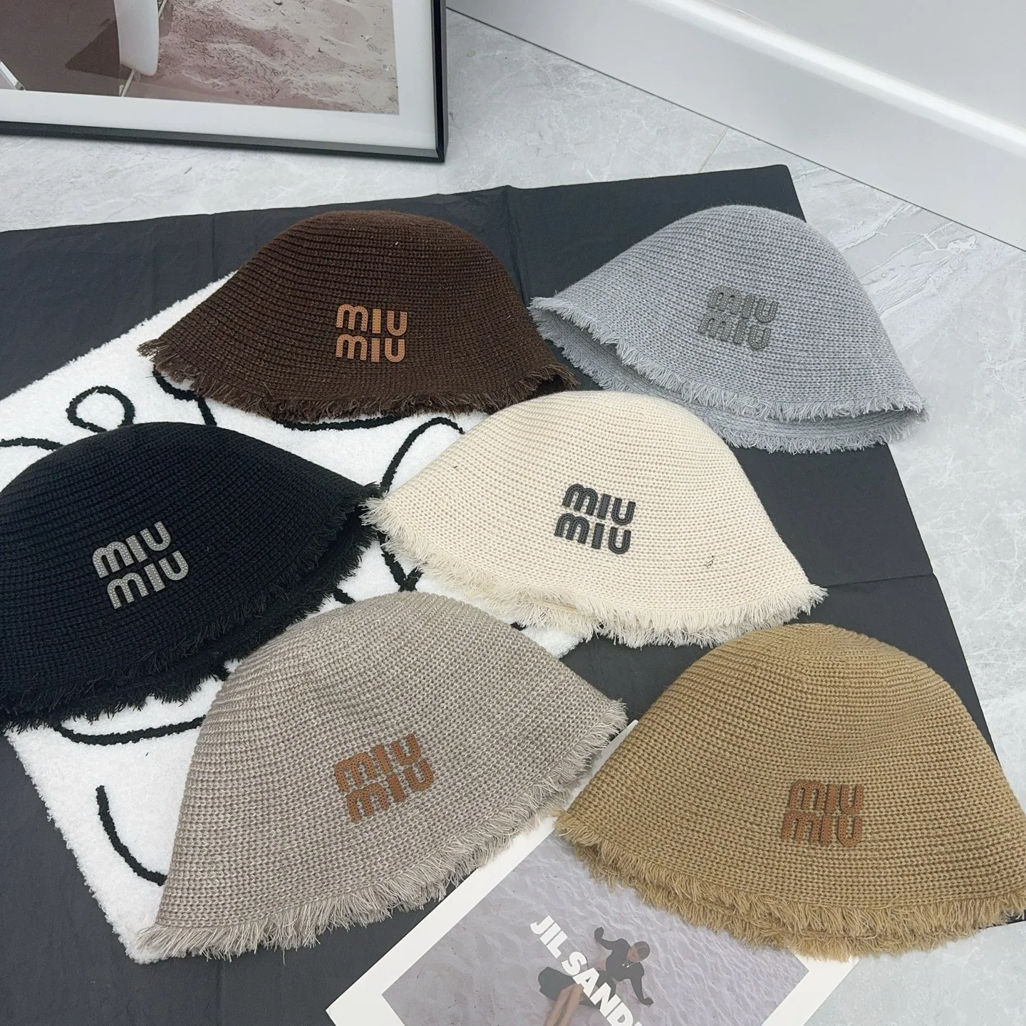 미우미우 모자 80915 Miu Miu Cap 상세 이미지 7