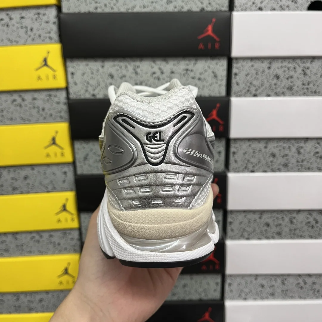 아식스 [ZC] 젤 카야노 14 1203A537-110 200324 Asics Gel-Kayano 14 White Graphite Grey 상세 이미지 5