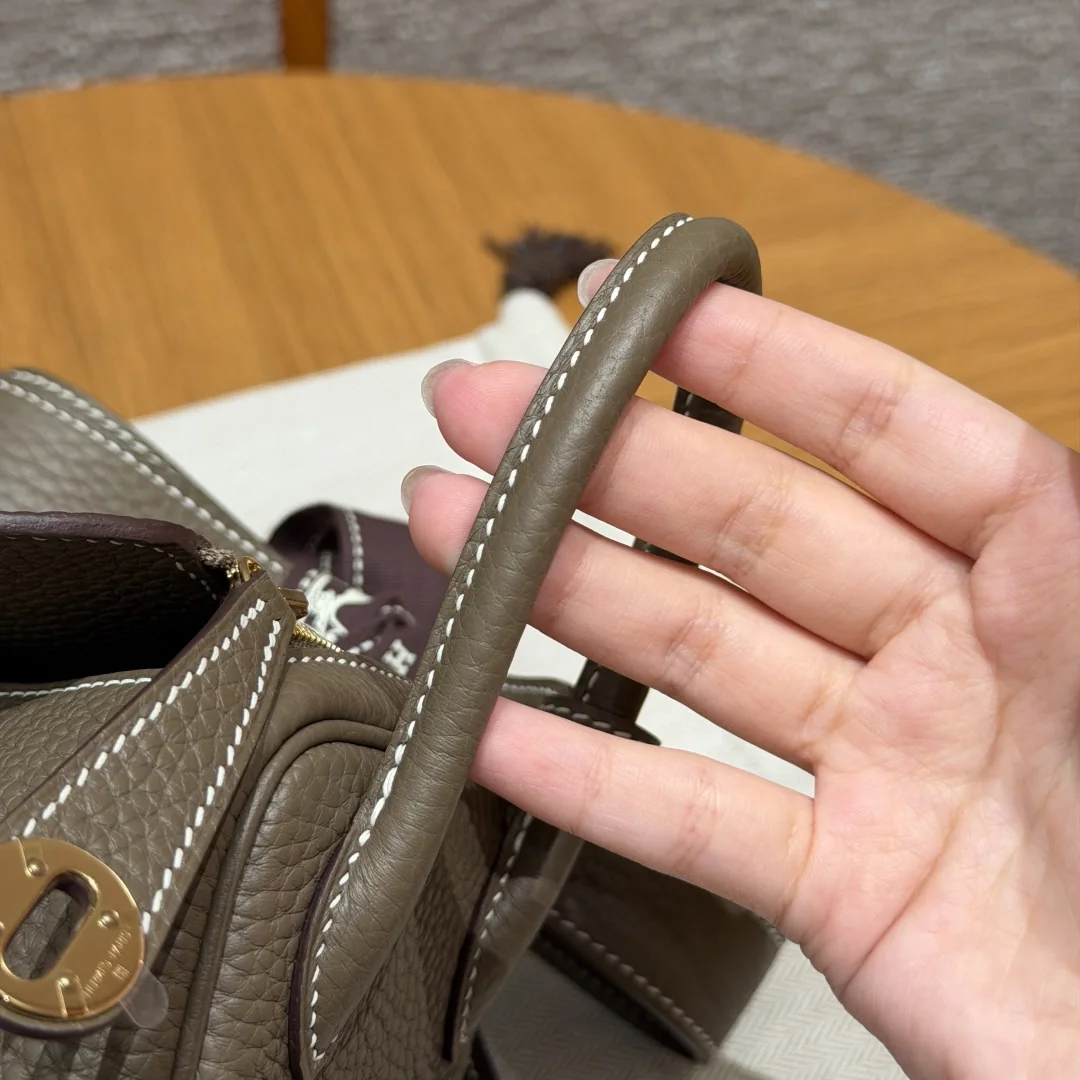에르메스 미니린디 가죽 가방 상세 이미지 9