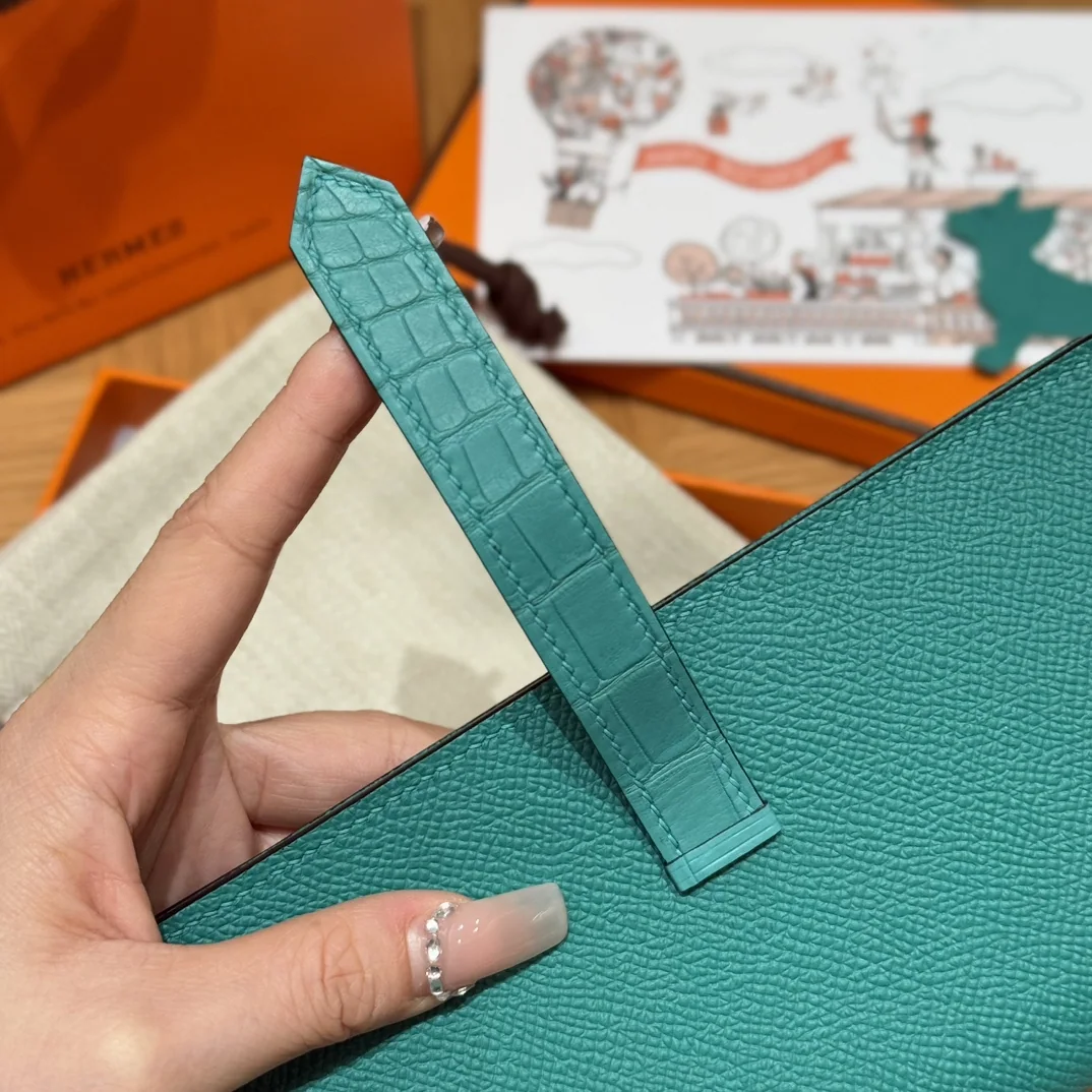 에르메스 베르트 제이드 엡솜 매트 악어가죽 장지갑 상세 이미지 3