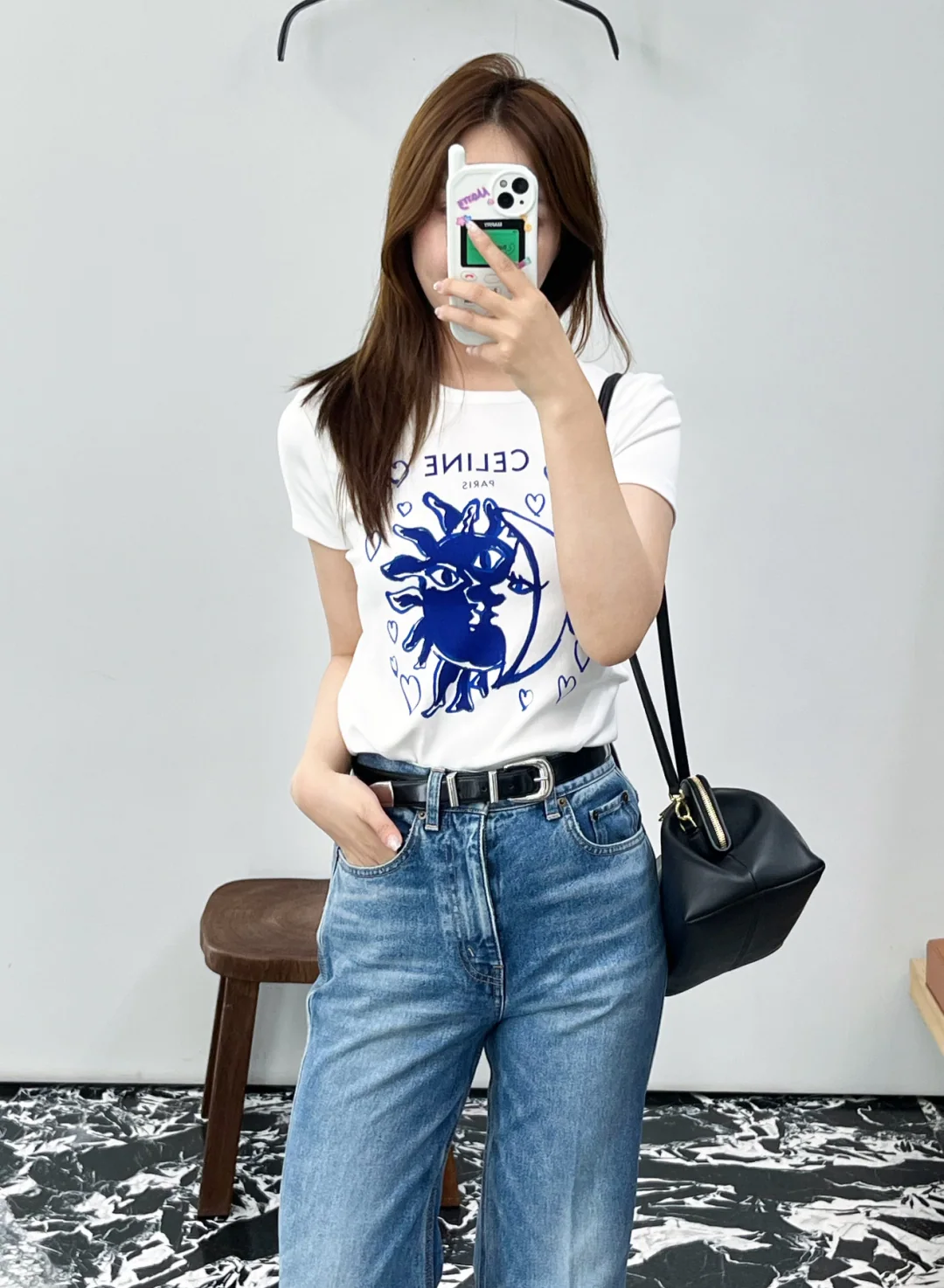 셀린느 하트 그래피티 프린트 반팔 티셔츠 상세 이미지 9