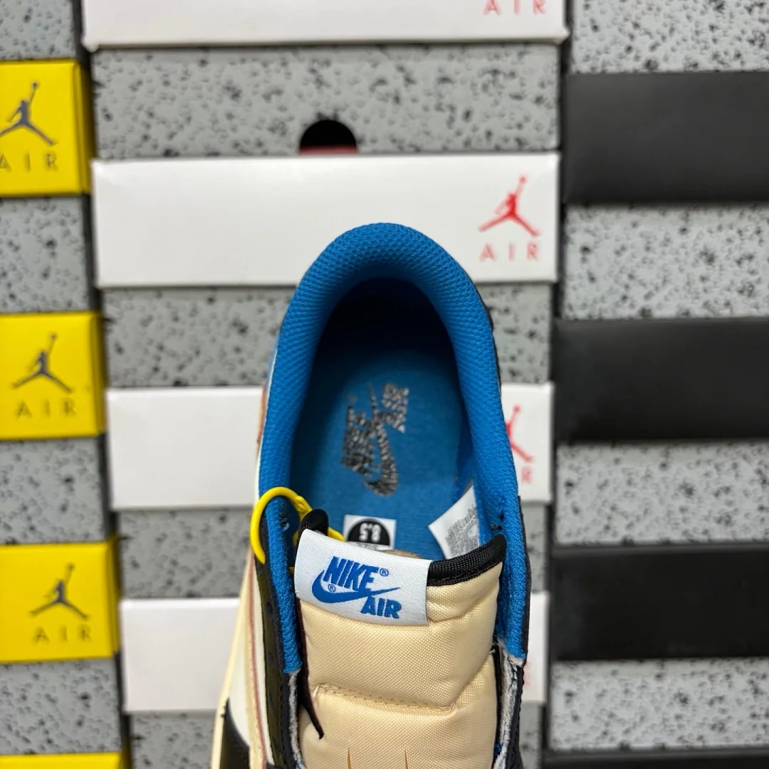 나이키 [GX] DM7866-140 201769 Nike Fragment X Travis Scott 1 상세 이미지 8
