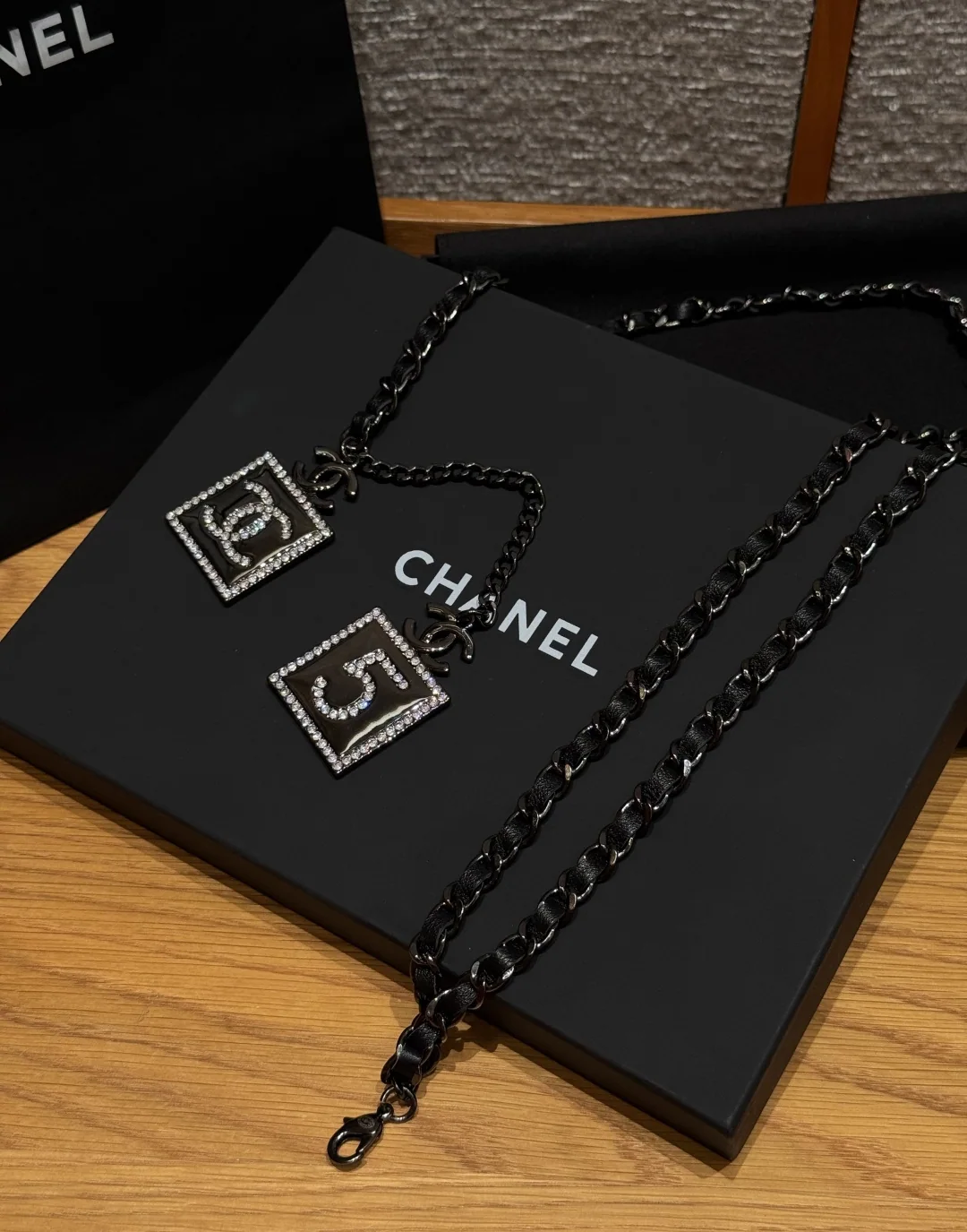 샤넬 N°5 더블 체인 벨트 상세 이미지 3