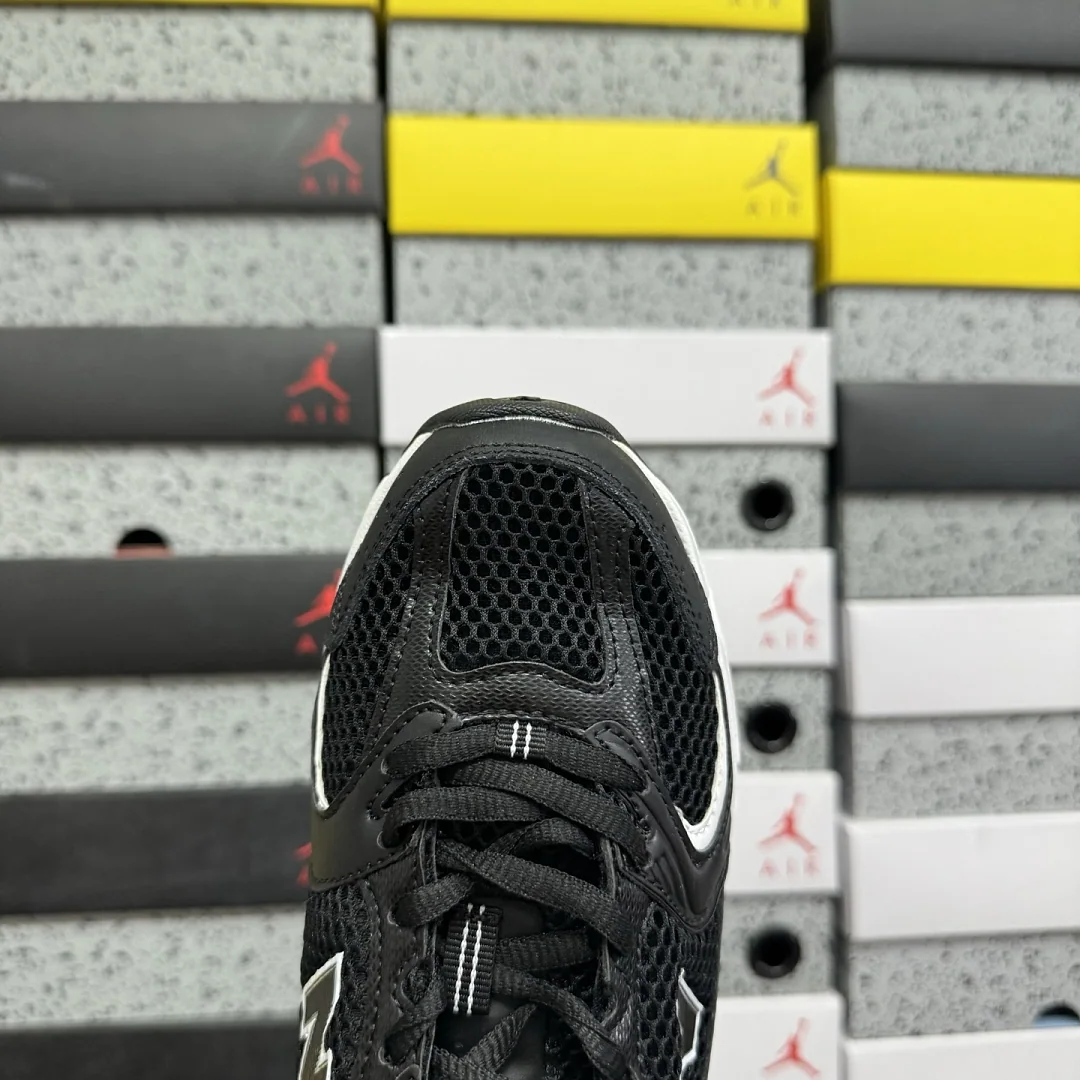 뉴발란스 [WZ] 530v2 MR530SD 202042 New Balance 530v2 Black White 상세 이미지 7