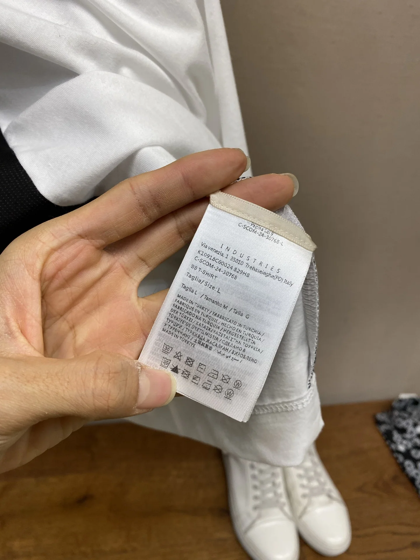 몽클레어 프린트 크루넥 반팔 티셔츠 상세 이미지 8