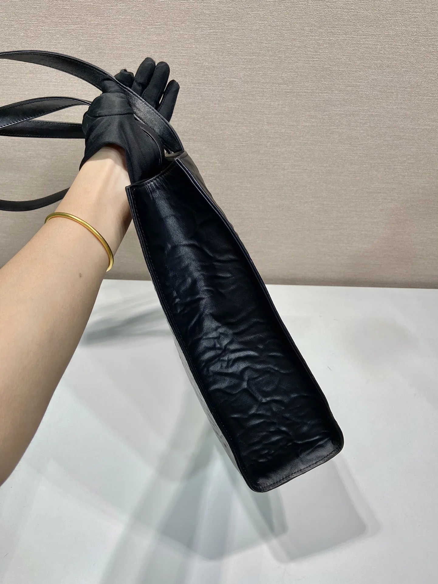 프라다 램스킨 플리츠 토트백 1BG460 상세 이미지 7