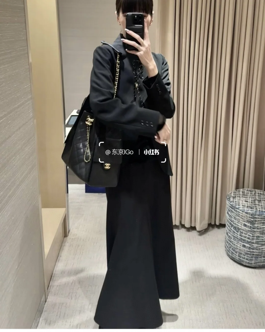 샤넬 캐비어 25백 맥시 호보백 상세 이미지 2