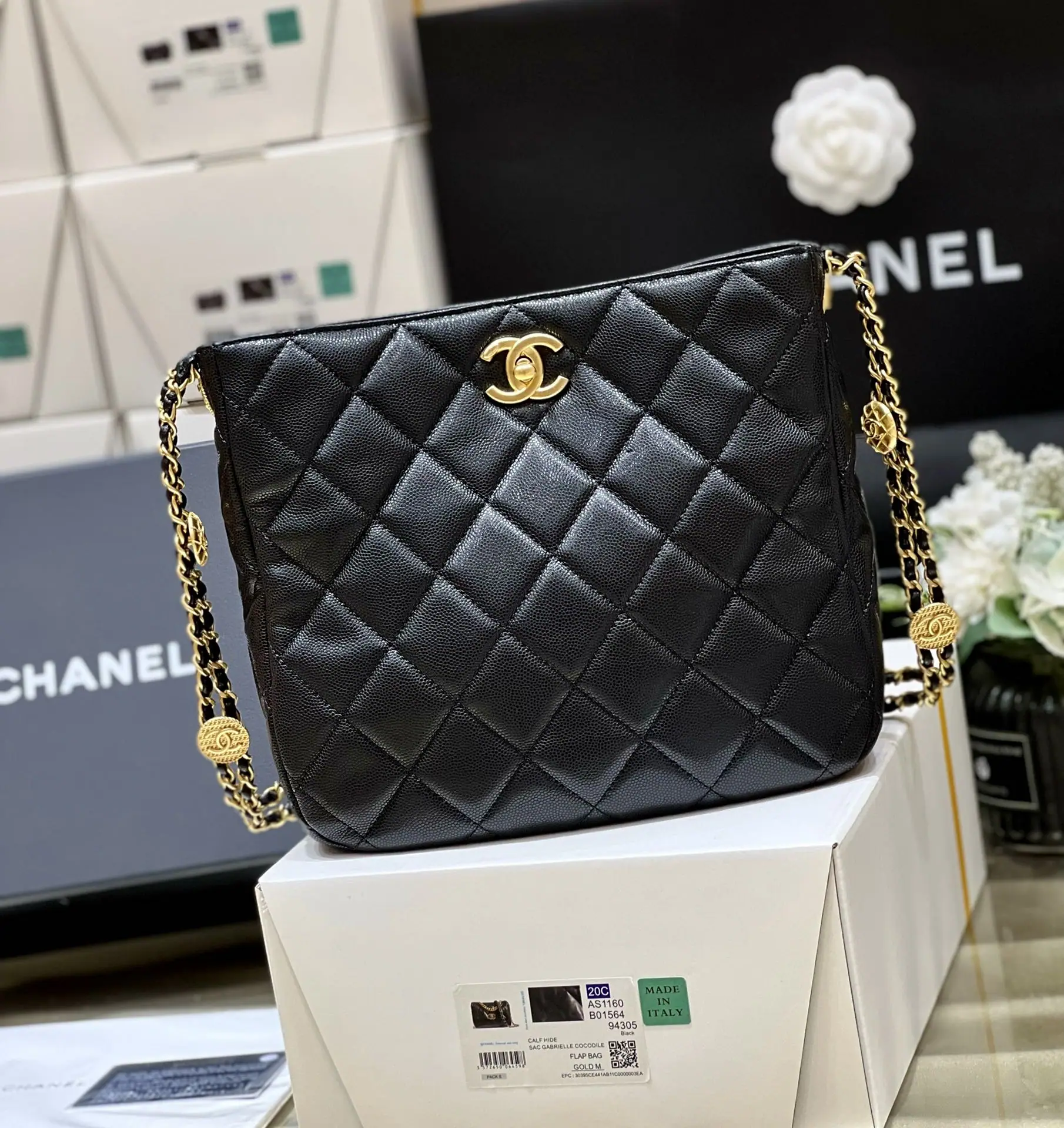 샤넬 22 A 메티에 다르 골드 코인 호보 숄더백 AS3400 상세 이미지 2