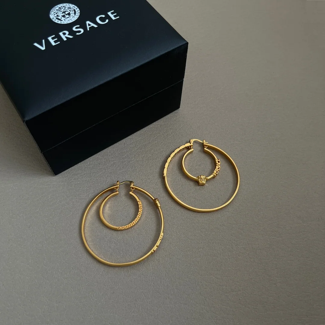 베르사체 귀걸이 63366 Versace Earrings 상세 이미지 3