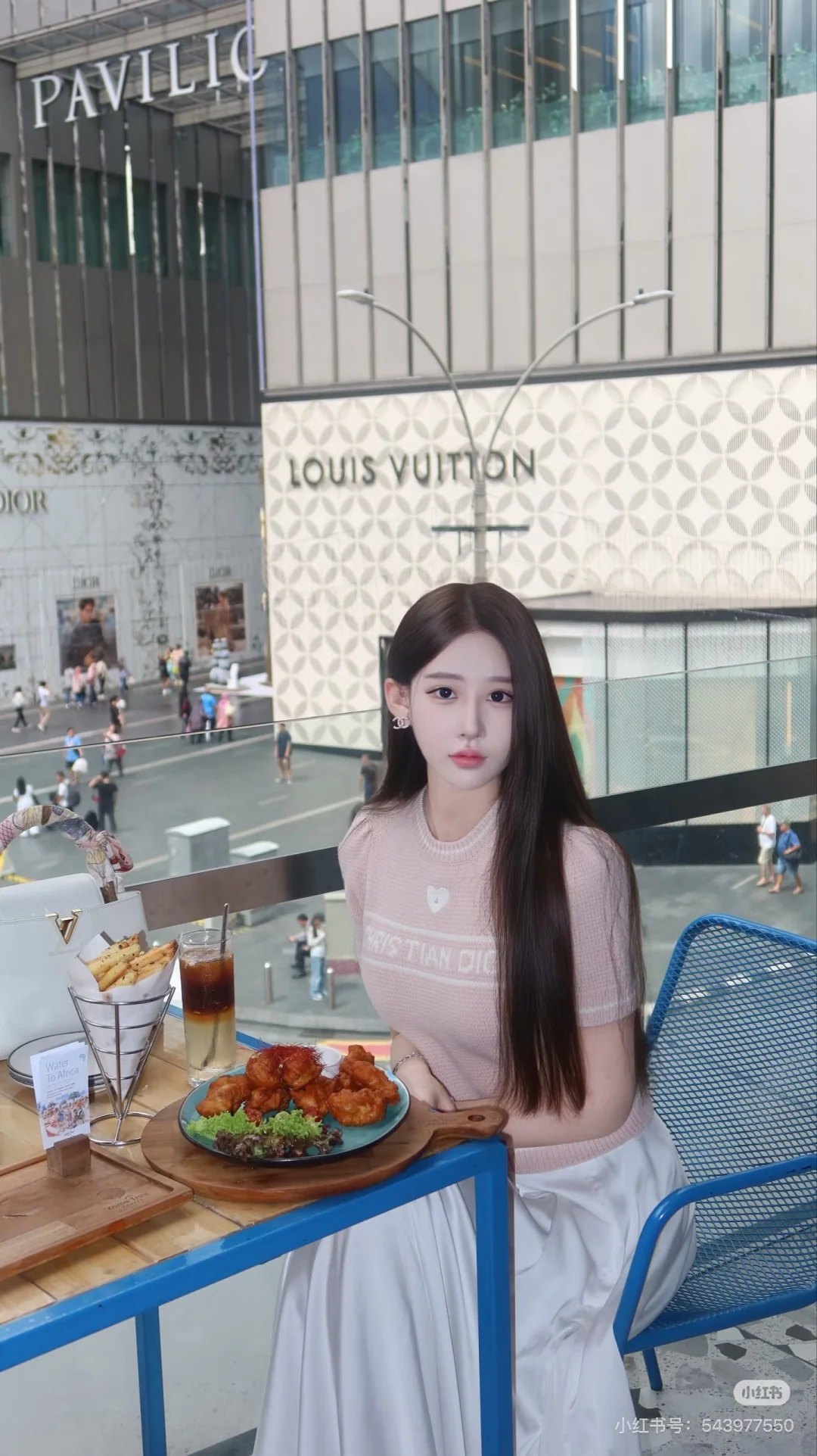 디올 캐시미어 하트 자수 반팔 니트 티셔츠 상세 이미지 7