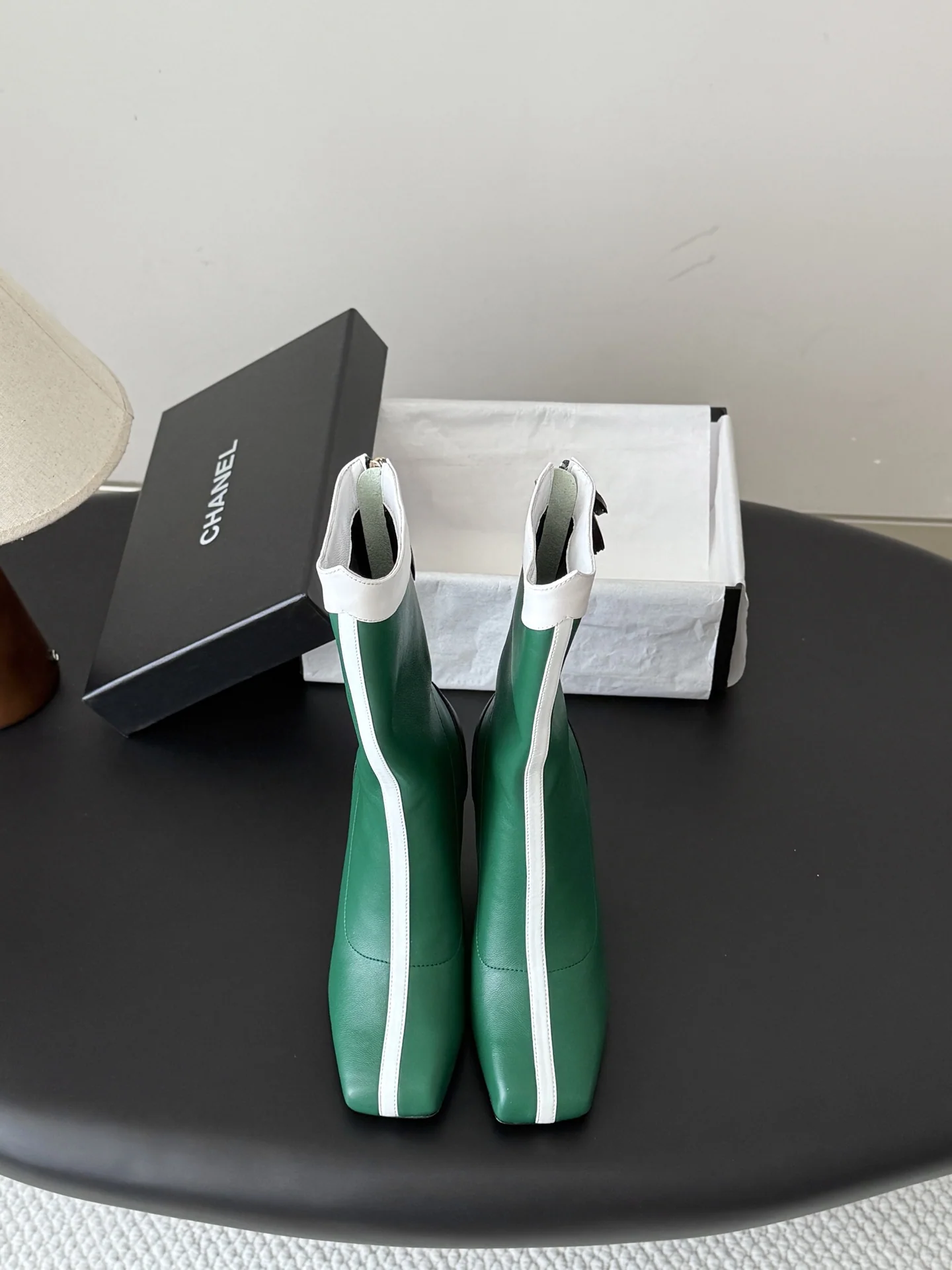 샤넬 메티에다르 더블 C 부츠 151618