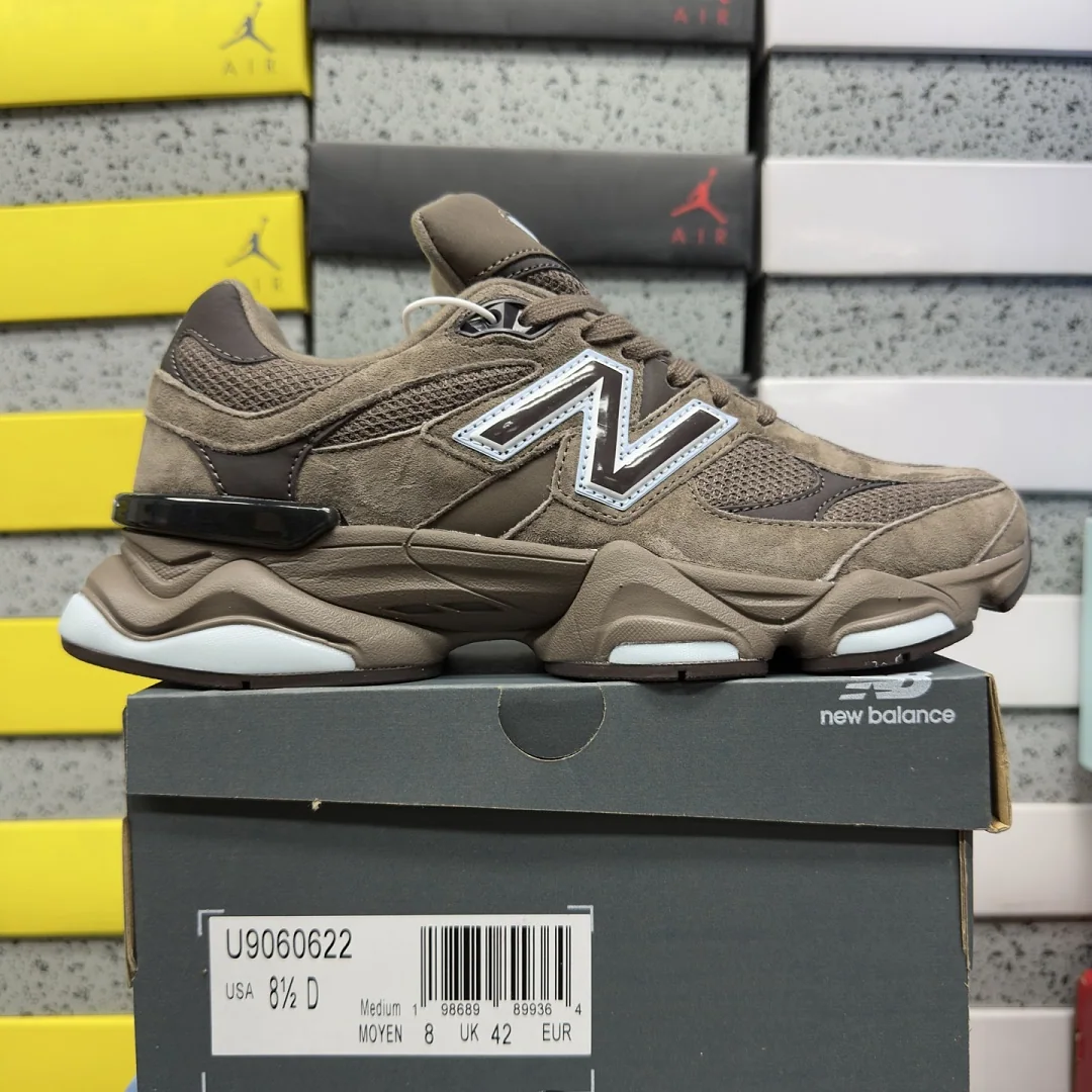 뉴발란스 [C] 9060 U9060622 202248 New Balance 9060 Brown Ice