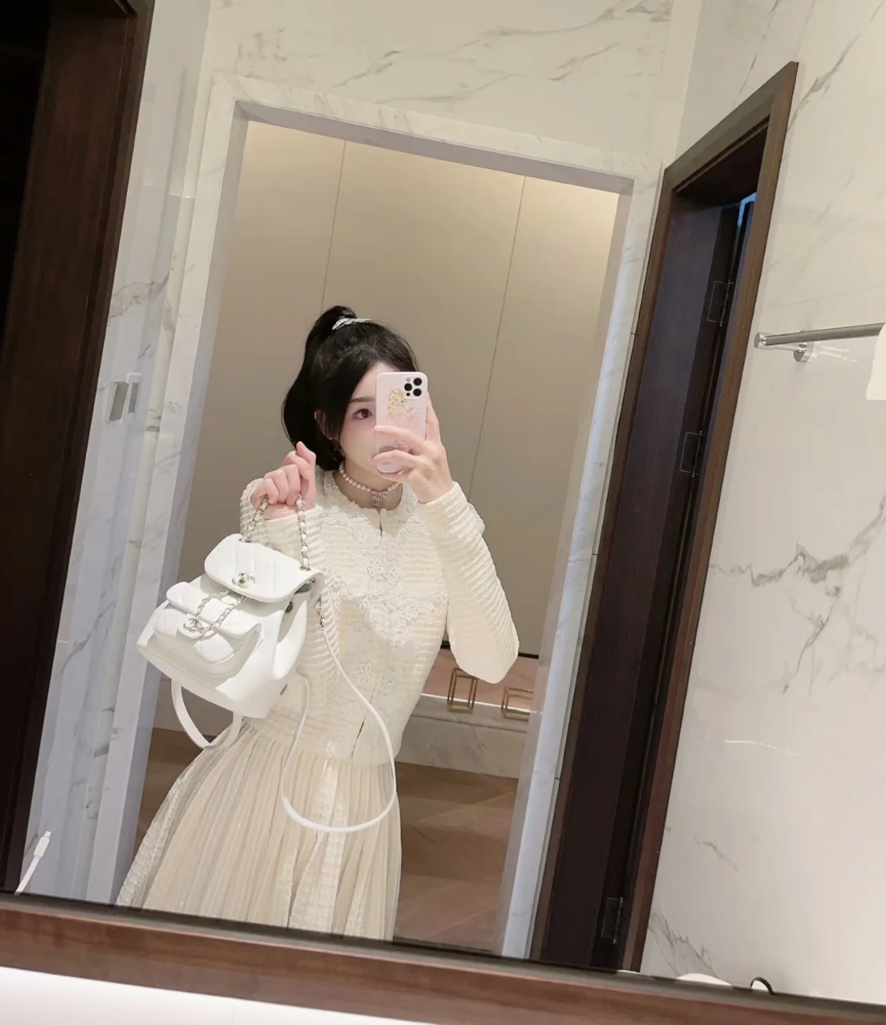 샤넬 클래식 두마 미니 백팩 상세 이미지 7
