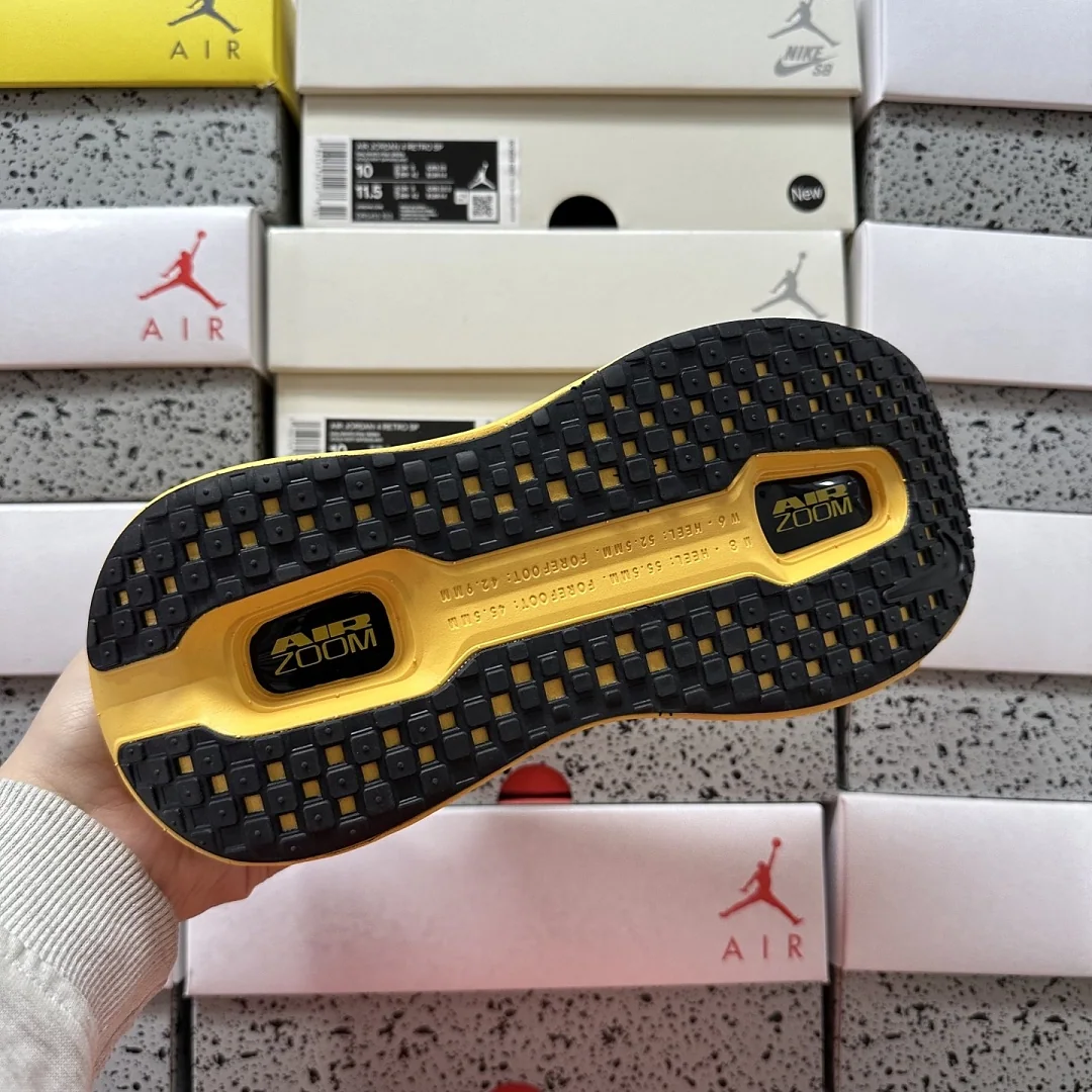 나이키 [5A] 보메로 프리미엄 옐로우 HQ2050-012 201646 Nike Vomero Premium 상세 이미지 7