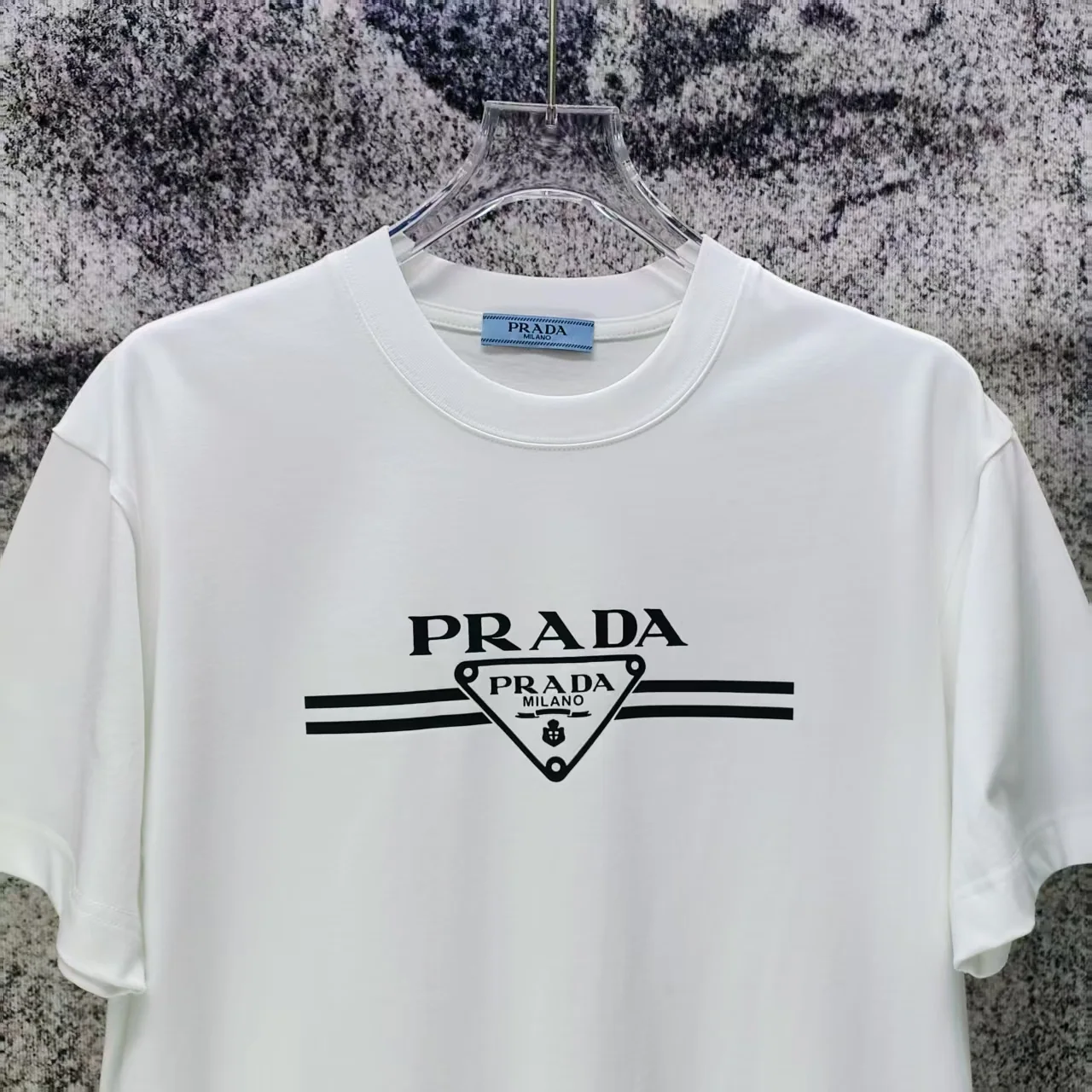 프라다 프린트 로고 여성 반팔 티셔츠 상세 이미지 3