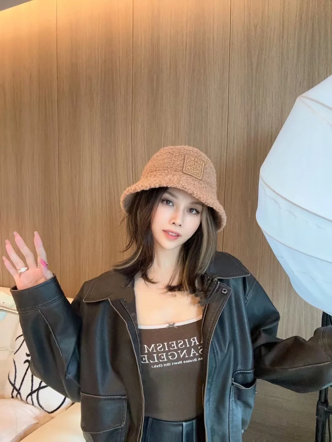 로에베 시어링 버킷 햇 모자 상세 이미지 2