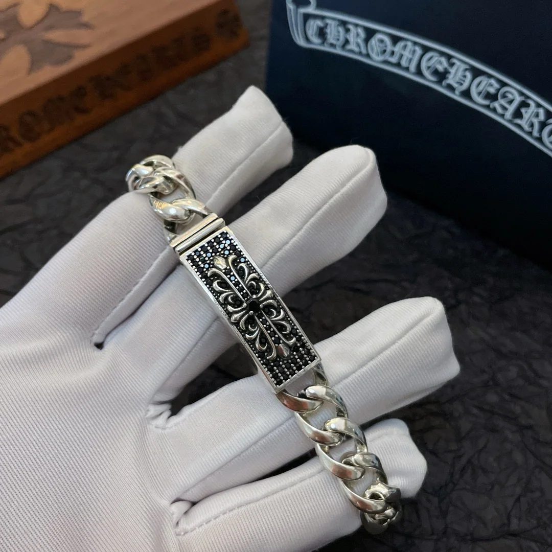 크롬하츠 레트로 크로스 패턴 블랙 다이아몬드 팔찌 상세 이미지 9
