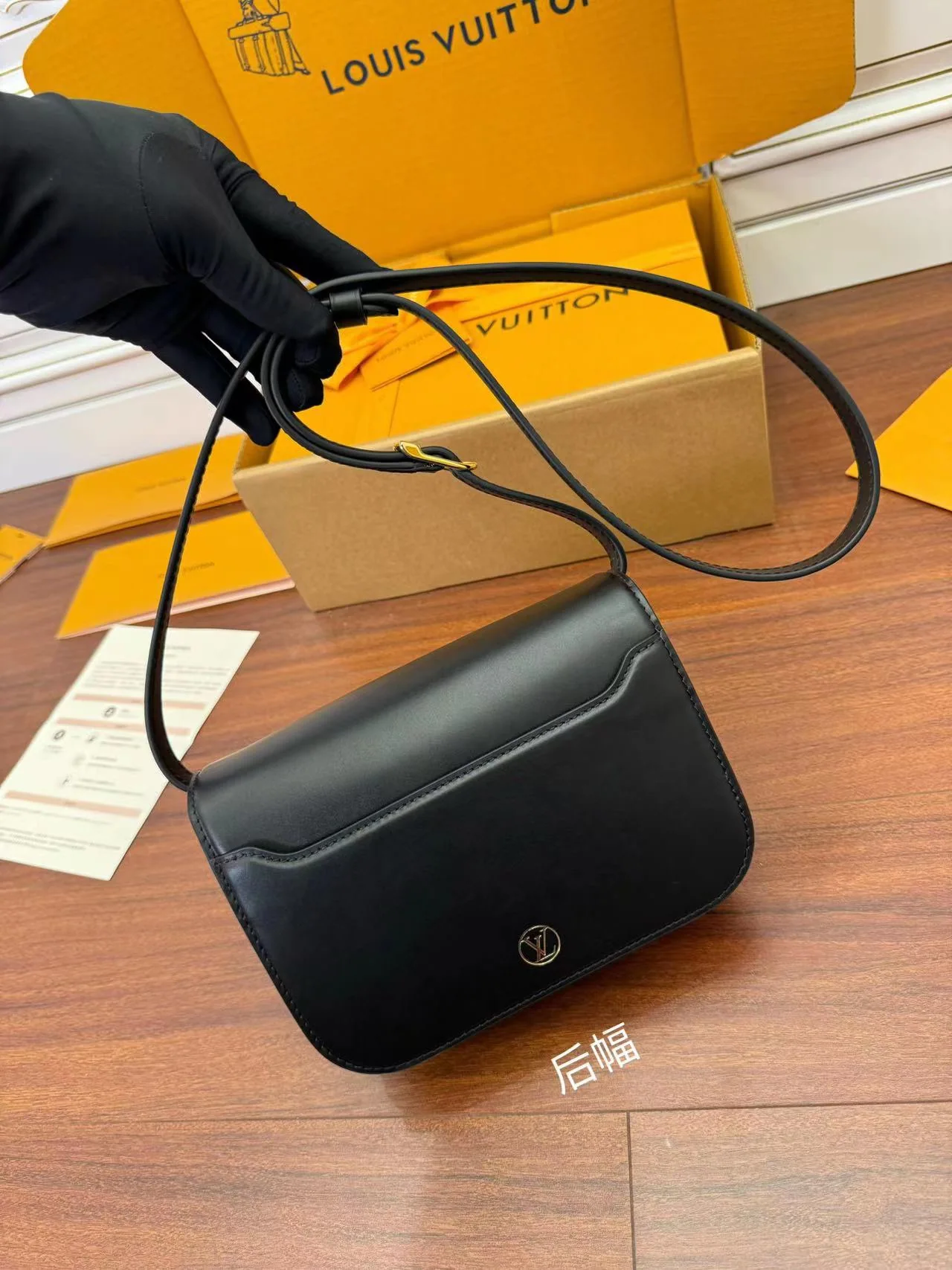 루이비통 M23655 가방 상세 이미지 3