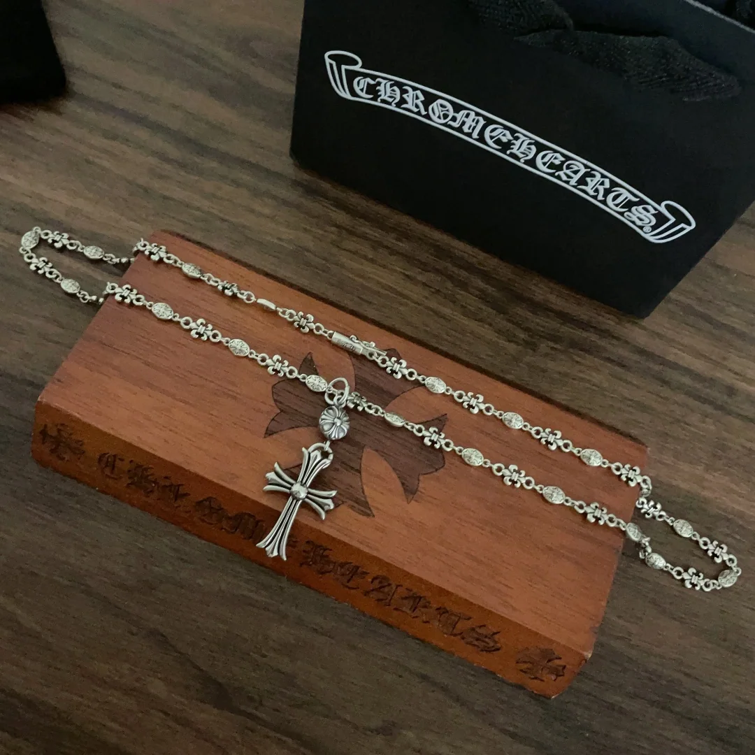 크롬하츠 클래식 레트로 크로스 펜던트 목걸이 상세 이미지 3