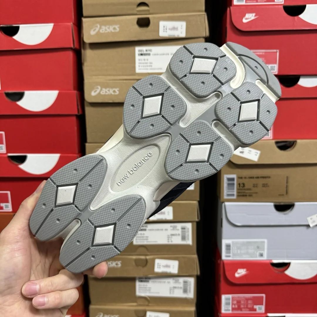 뉴발란스 [C] 9060 U9060NV 202112 New Balance 9060 상세 이미지 4